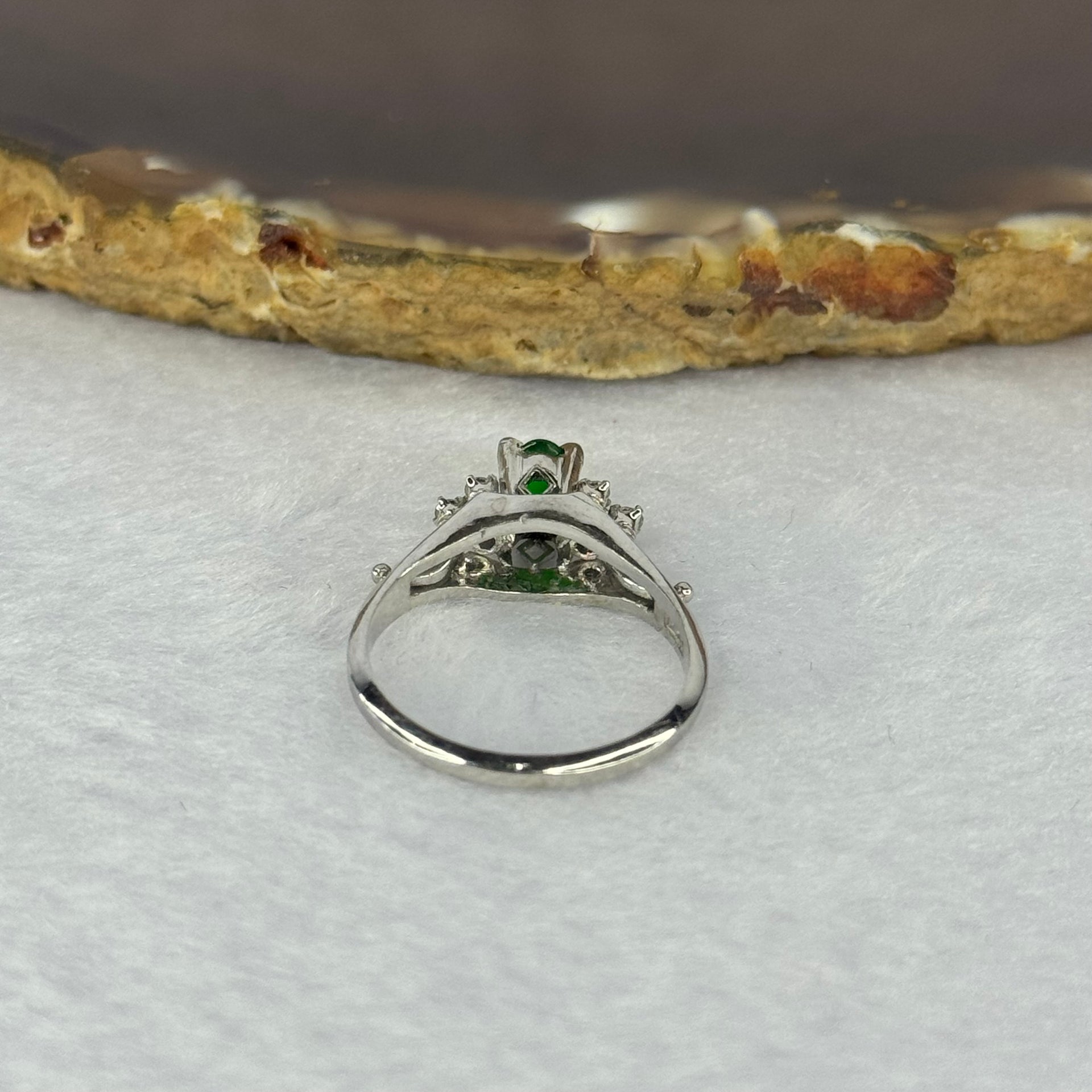Natural Type A Emerald Green Jadeite Approx 5.1 by 3.8 by 2.0mm with Natural Diamonds in Platinum PT900 Ring Total Weight 4.66g US6 HK13 - Huangs Jadeite and Jewelry Pte Ltd