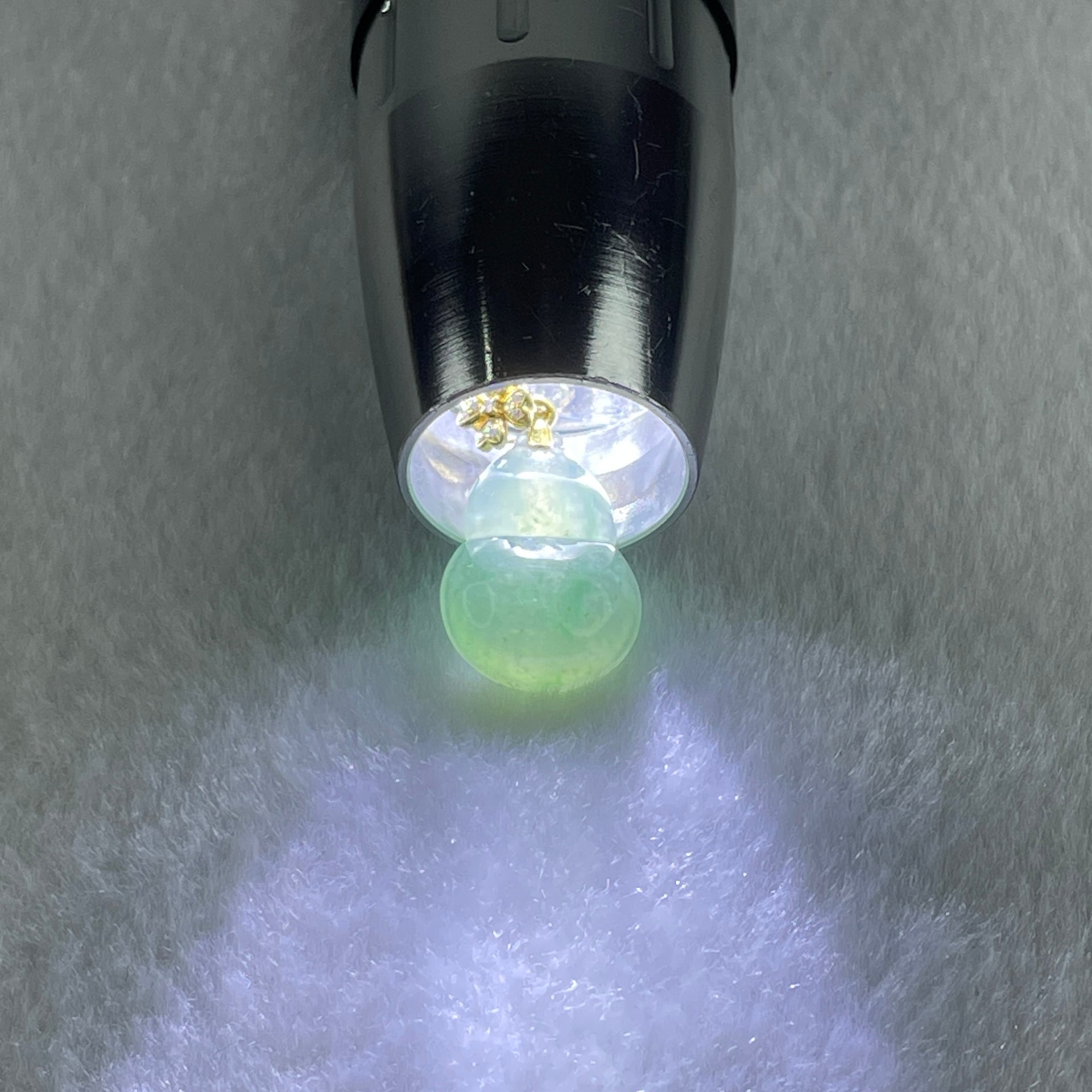 Tye A Natural Icy Green Jadeite Hulu in 18K 750 Yellow Gold and Diamonds Clasp Pendant 2.53g 17.5 by 13.5 by 5.9mm - Huangs Jadeite and Jewelry Pte Ltd