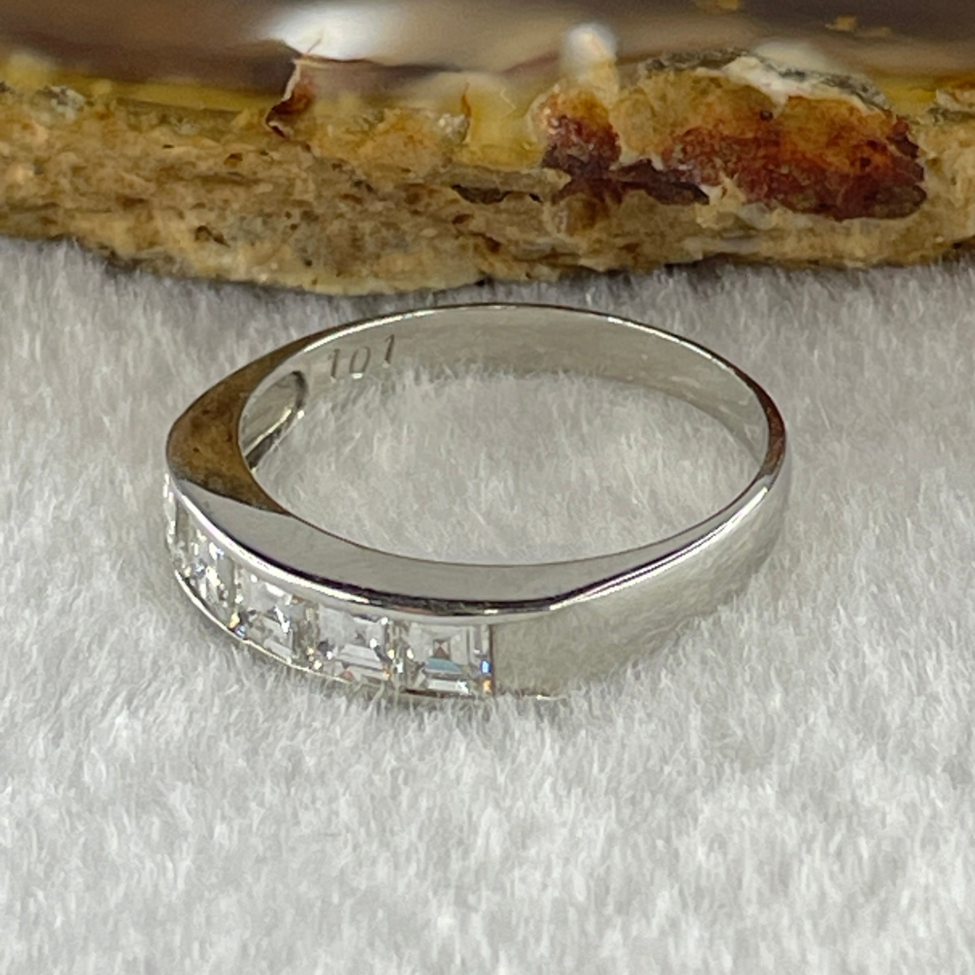 Natural Princess or Square Shape Diamonds in PT900 Platinum 3.53g Ring D1.01ct Total 3.71g US7 HK15 - Huangs Jadeite and Jewelry Pte Ltd