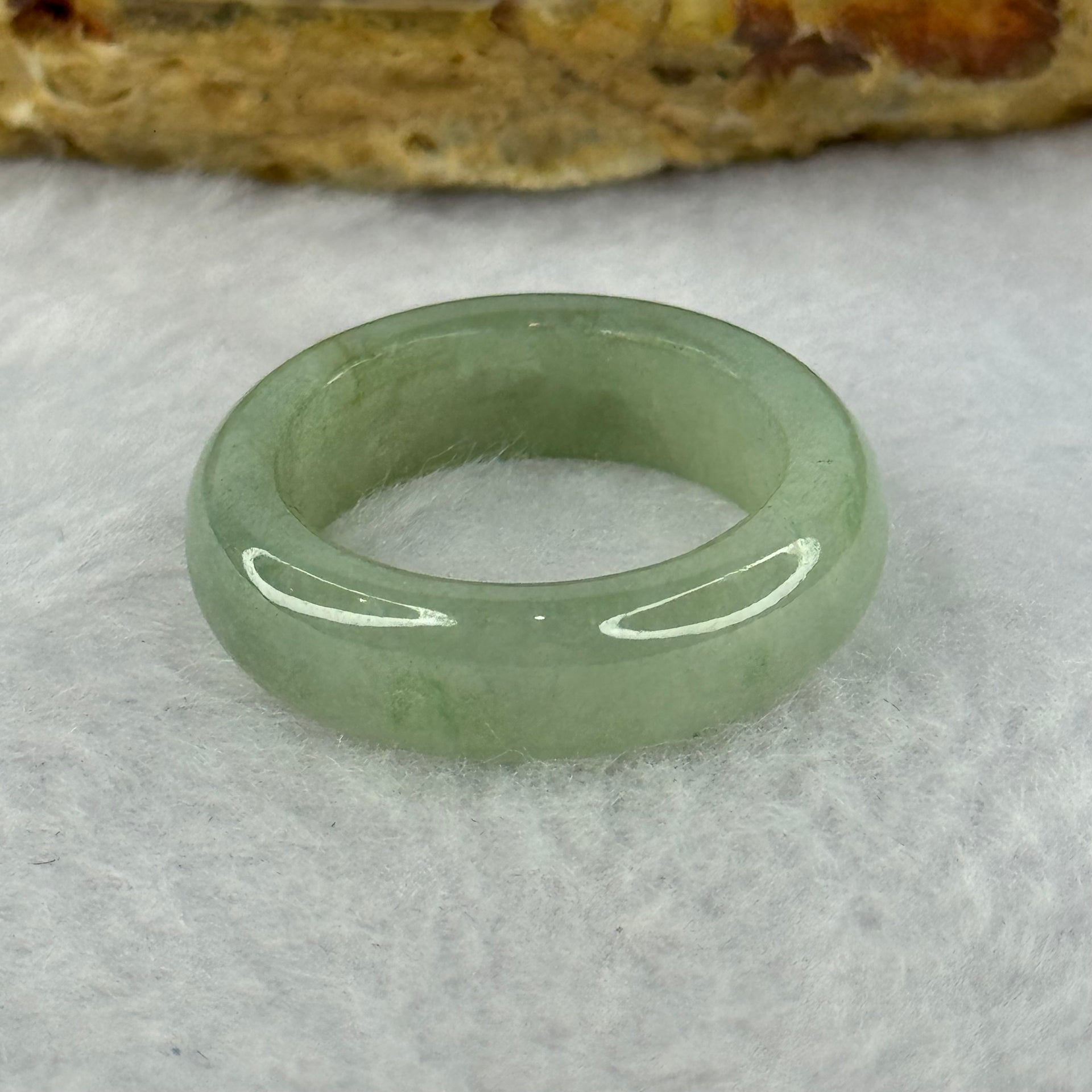 Type A Green Jadeite Ring 4.17g 6.5 by 3.5mm US7.1 HK15.5 (Very Slight External Rough) - Huangs Jadeite and Jewelry Pte Ltd