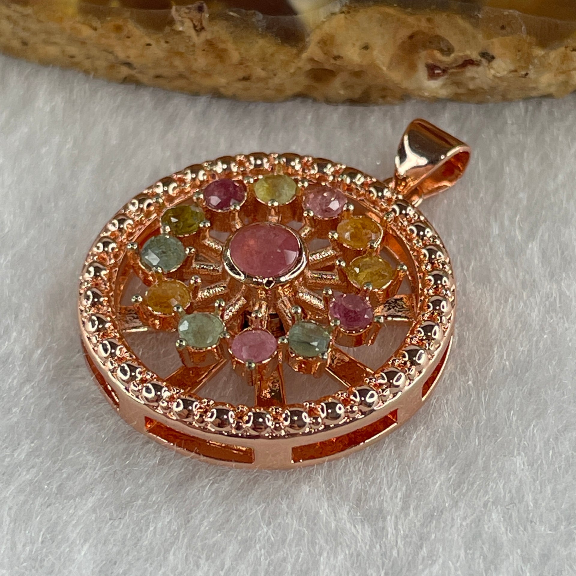 Natural Tourmaline Crystal in S925 Sliver Spinning Pendant 5.95g 3.8 by-1Pcs 3.5 by 1.0mm-12Pcs - Huangs Jadeite and Jewelry Pte Ltd