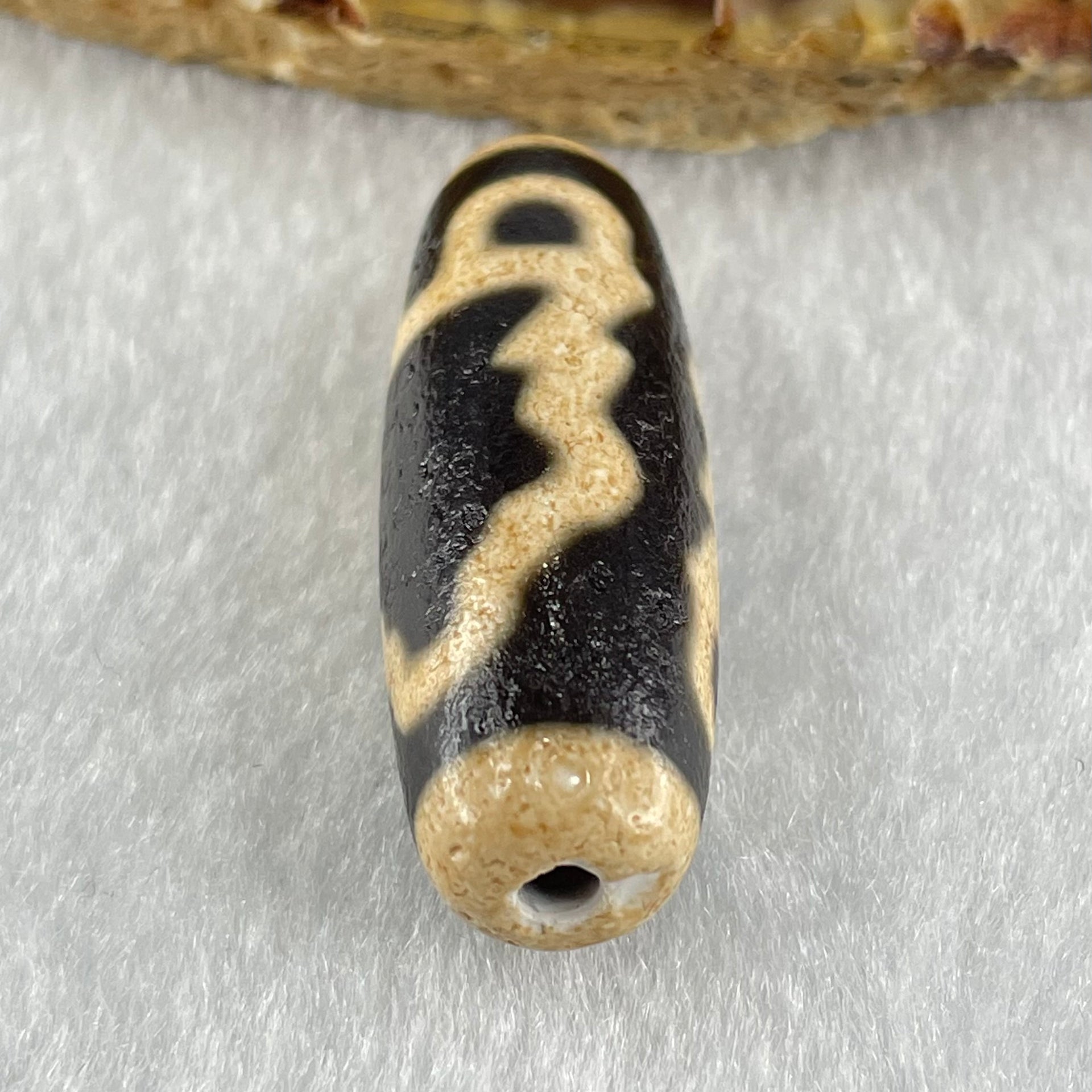 Natural Powerful Tibetan Old Oily Agate Full Body Zha Ji La Mu Female Cai Shen God of Fortune Zakiram Dzi Bead Heavenly Master (Tian Zhu) 扎基拉姆天珠 9.89g 38.7 by 13.0mm - Huangs Jadeite and Jewelry Pte Ltd