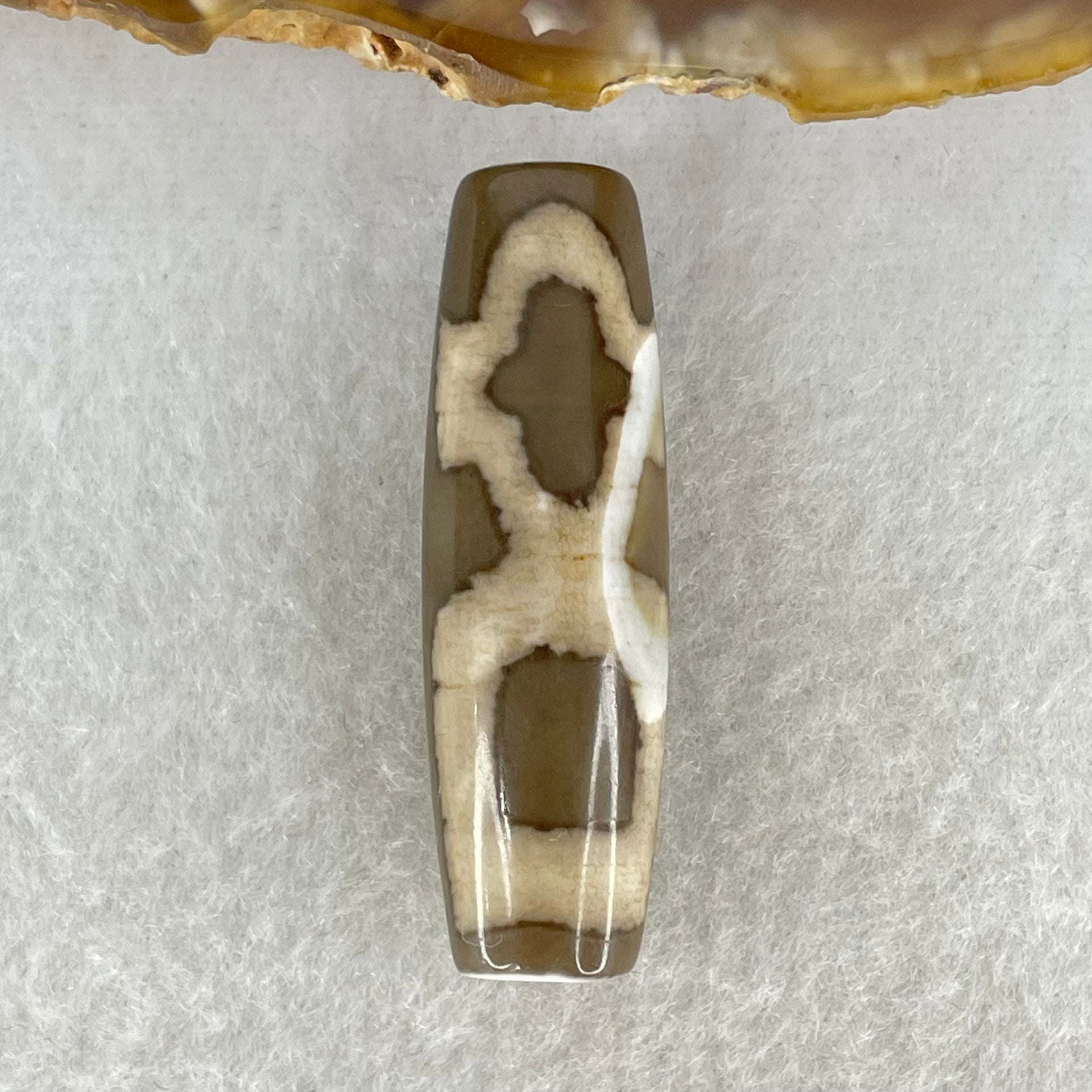 Natural Powerful Tibetan Old Oily Agate Cai Shen Dzi Bead Heavenly Master (Tian Zhu) 财神长天珠 9.35g 39.5 by 12.1mm - Huangs Jadeite and Jewelry Pte Ltd