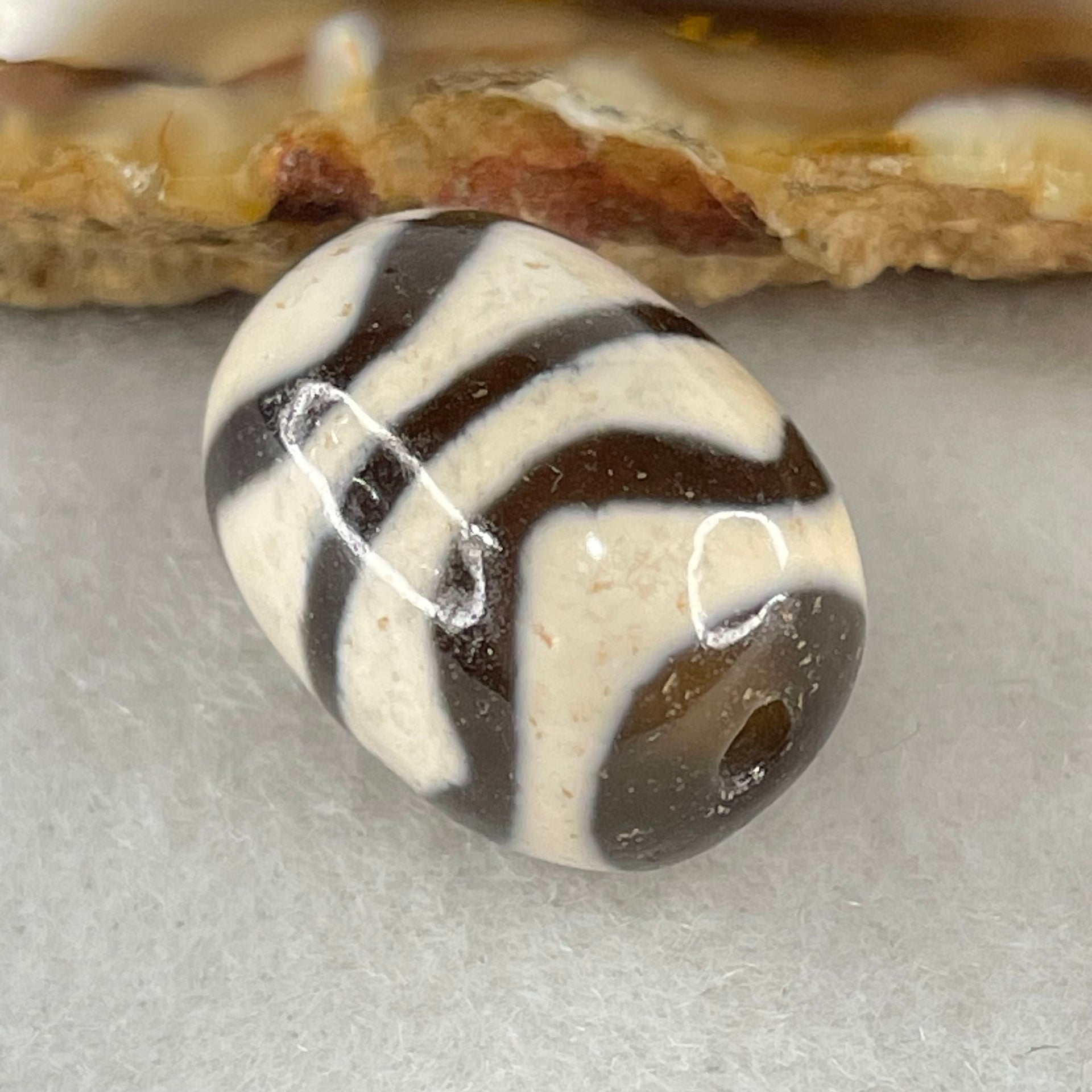 Natural Powerful Tibetan Old Oily Agate Double Tiger Tooth Daluo Dzi Bead Heavenly Master (Tian Zhu) 虎呀天诛 4.72g 17.8 by 13.2mm - Huangs Jadeite and Jewelry Pte Ltd
