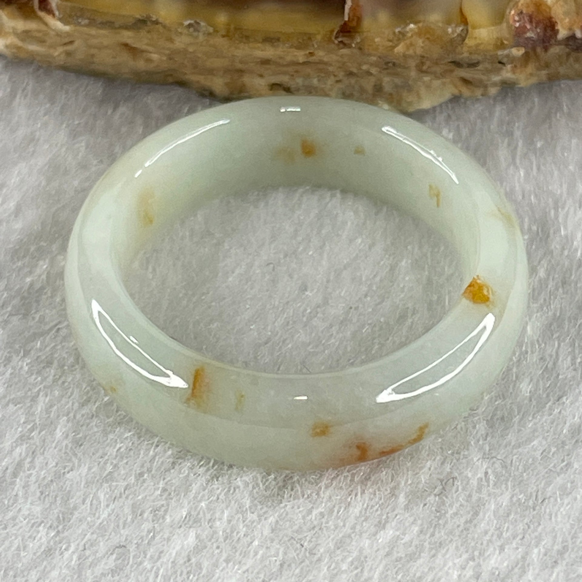 Certified Type A Light Green with Reddish Spot Jadeite Rings 3.06g 5.6 by 3.4mm US 6.8 HK 15 (Close To Perfect ) - Huangs Jadeite and Jewelry Pte Ltd