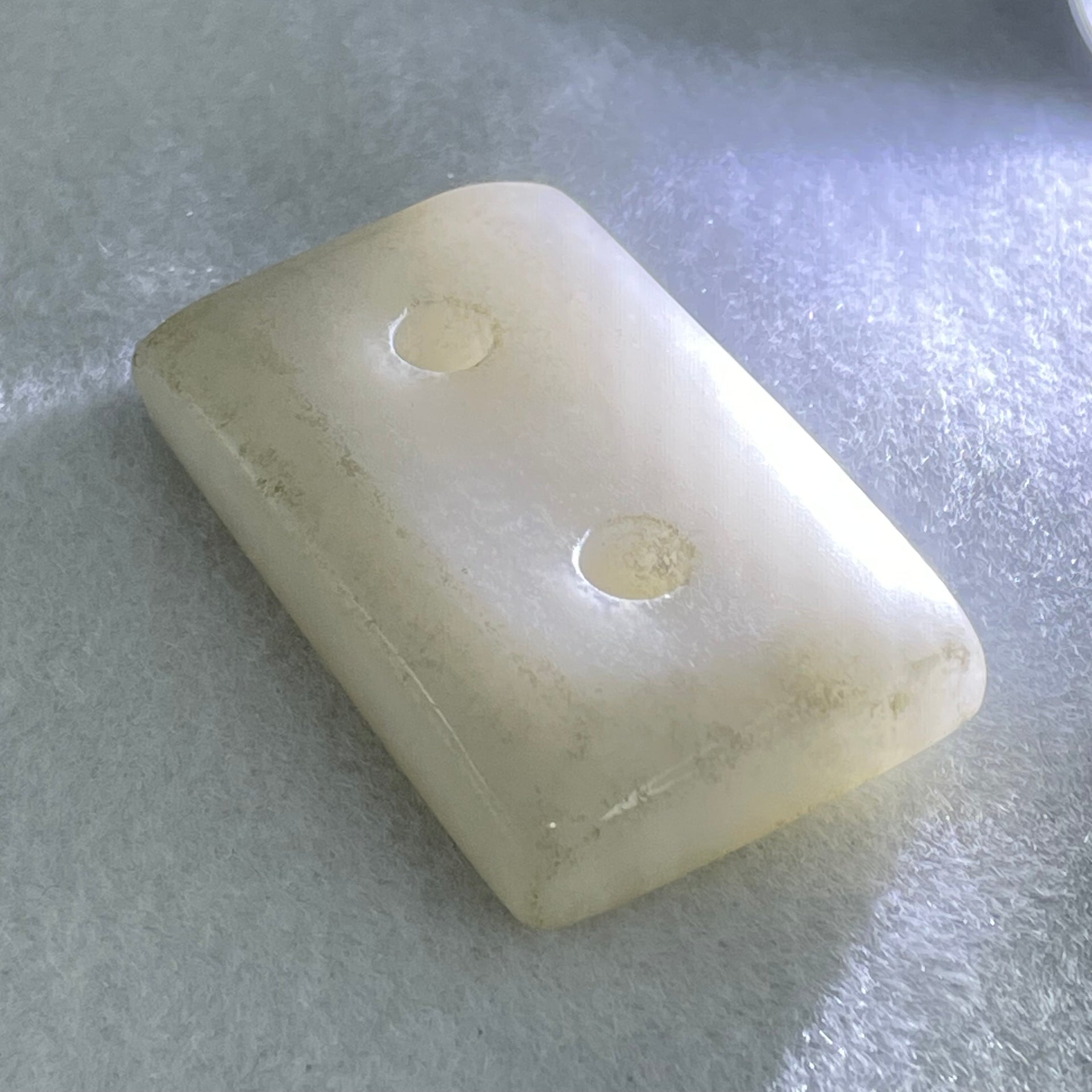 Antique Natural White Nephrite 26.34g 43.7 by 27.0 by 10.0mm - Huangs Jadeite and Jewelry Pte Ltd