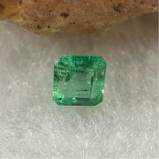 Natural Colombia Vivid Green Emerald (Beryl) Cut-Cornered Square Step cut 0.40ct 4.2 by 4.0 by 3.4mm - Huangs Jadeite and Jewelry Pte Ltd
