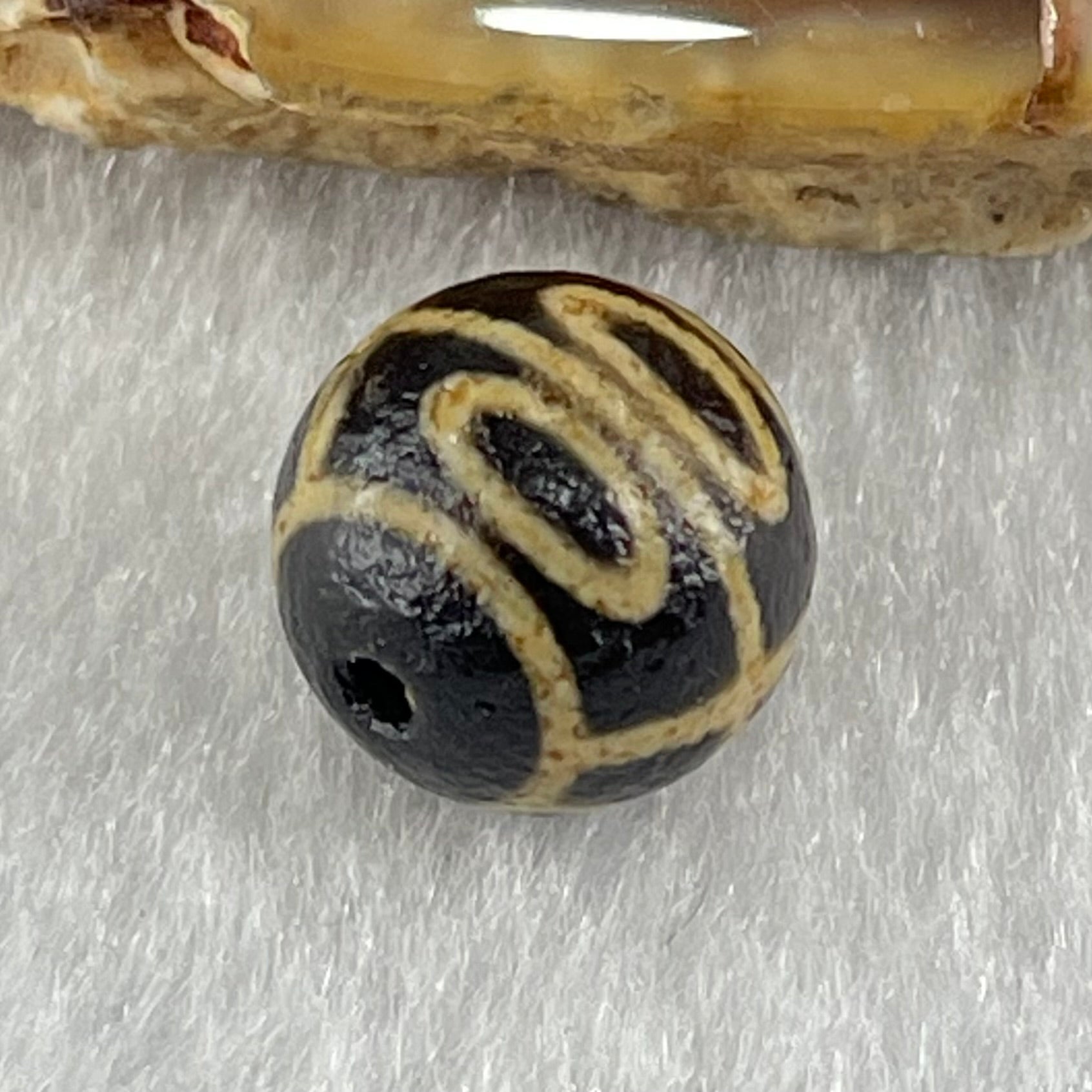 Natural Powerful Tibetan Old Oily Agate 4 Eyes Dzi Bead Heavenly Master (Tian Zhu) 四眼天诛 1.55g 10.2 by 10.5mm - Huangs Jadeite and Jewelry Pte Ltd