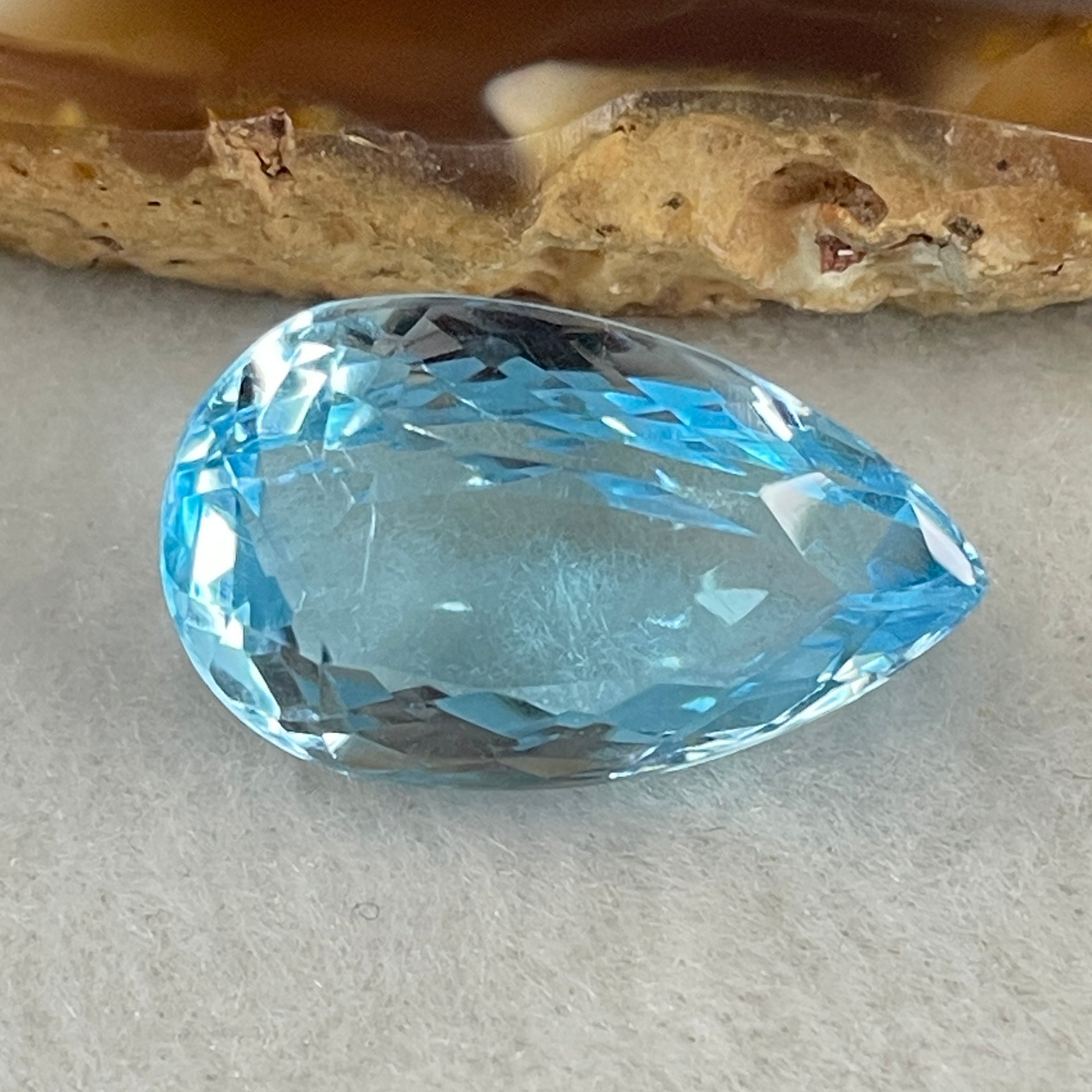Natural Sky Blue Topaz Teardrop Shape 21.55ct 21.2 by 12.7 by 9.8mm - Huangs Jadeite and Jewelry Pte Ltd