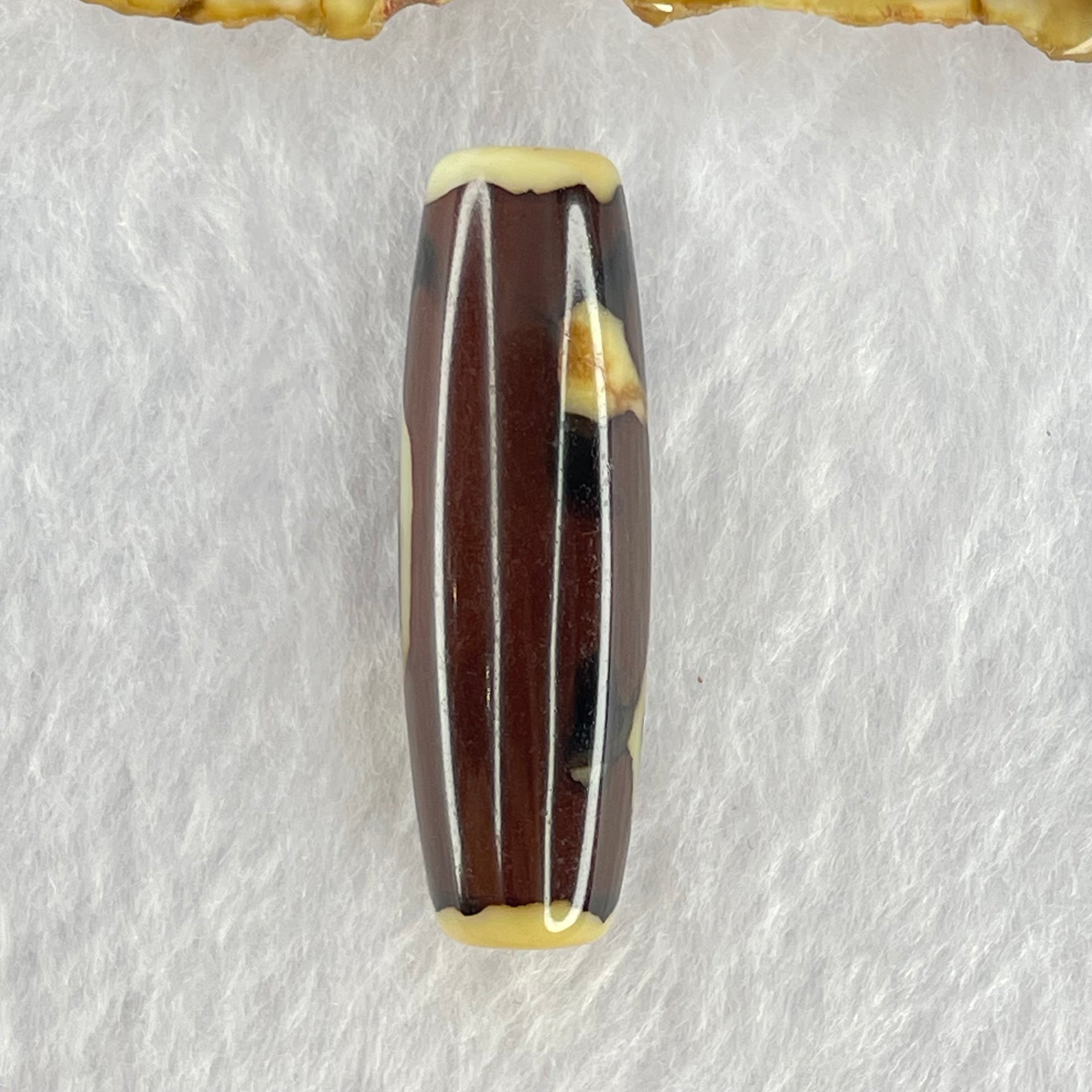 Natural Powerful Tibetan Old Oily Agate Ruyi Dzi Bead Heavenly Master (Tian Zhu) 如意天珠 8.47g 37.7 by 12.0mm - Huangs Jadeite and Jewelry Pte Ltd