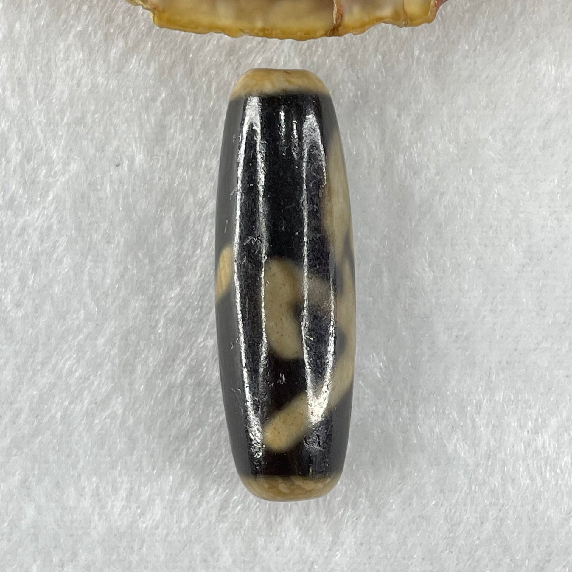 Natural Powerful Tibetan Old Oily Agate Zodiac Horse Dzi Bead Heavenly Master (Tian Zhu) 马天珠 8.99g 38.2 by 12.5mm - Huangs Jadeite and Jewelry Pte Ltd