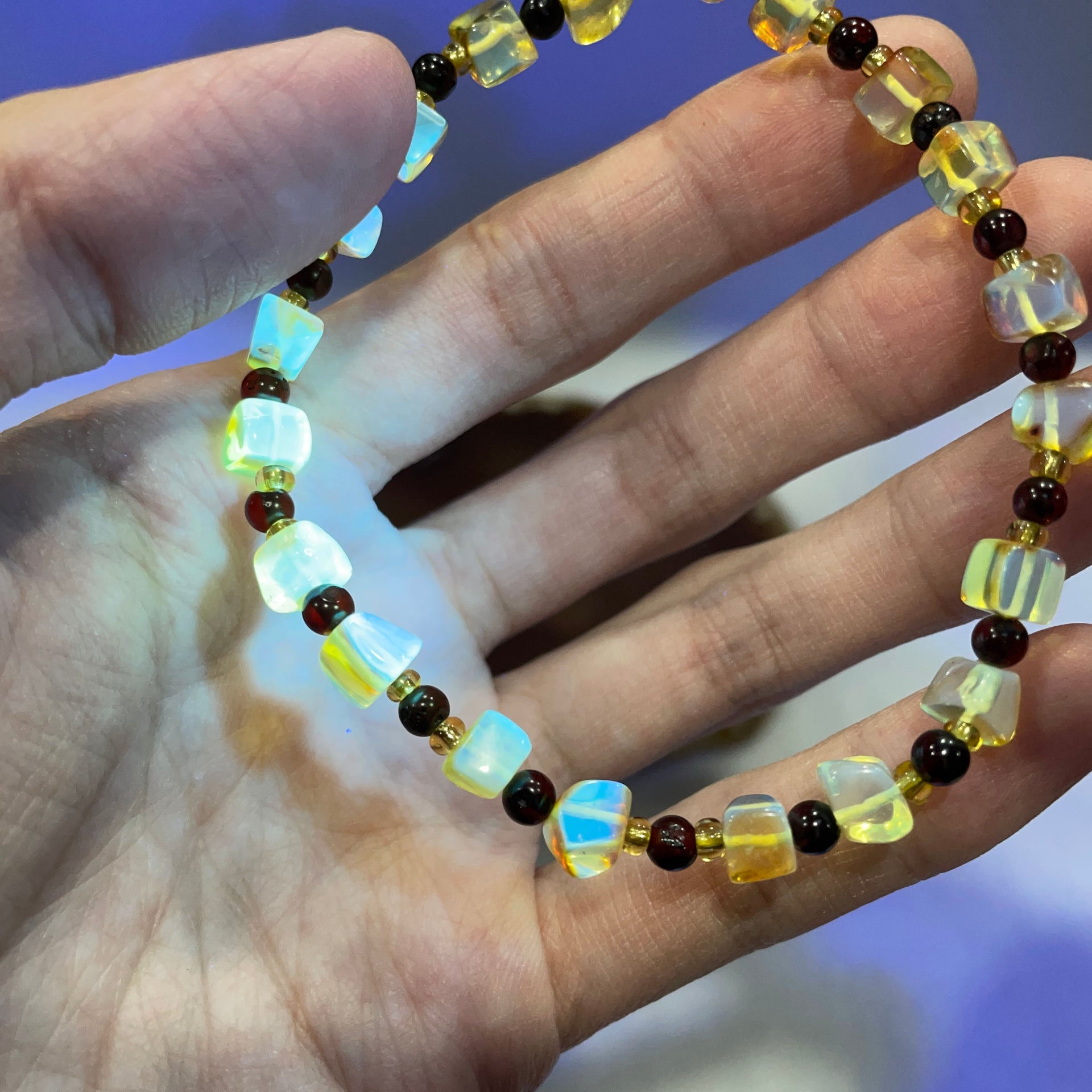 Natural Yellow Amber Square Shape with Cognac Amber Round Shape Bracelet 4.31g 18cm 6.3mm 20 Beads - Huangs Jadeite and Jewelry Pte Ltd