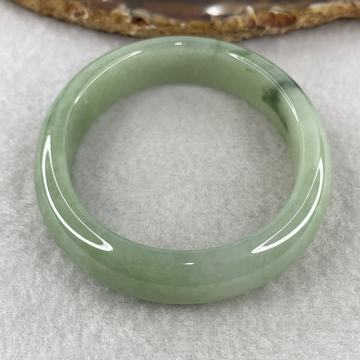 Certified Natural Type A Jelly Green Jadeite Oval Bangle | (43.99g | 55.1mm Inner Diameter | 12.5mm x 7.0mm | Close to Perfect | Radiance, Steady Wealth "Zheng Cai" Anchor & Feng Shui Prosperity Catalyst) - Huangs Jadeite and Jewelry Pte Ltd
