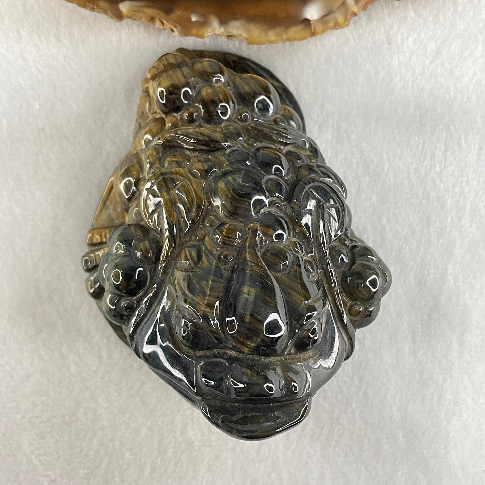 Natural Yellow Tiger's Eye Quartz 3 Legged Toad with Ancient Coin with Wooden Stand Display 412.4g 108.5 by 83.0 by 94.5mm - Huangs Jadeite and Jewelry Pte Ltd