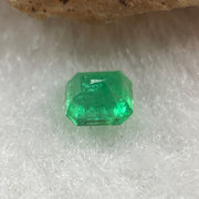 Natural Colombia Vivid Green Emerald (Beryl) Cut-Cornered Rectangular Step cut 0.46ct 5.4 by 4.0 by 3.2mm - Huangs Jadeite and Jewelry Pte Ltd
