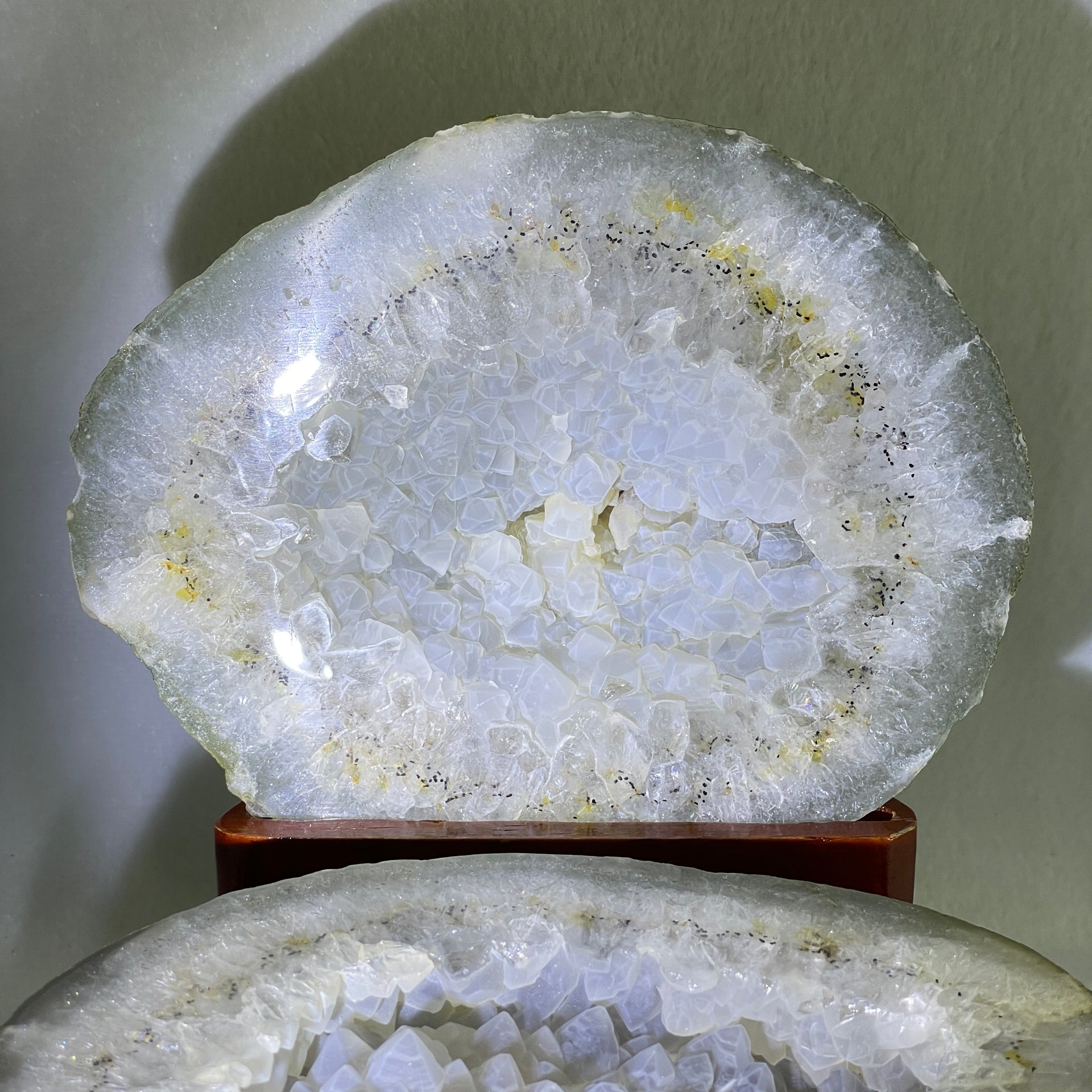 Natural White Agate Wealth Pot with Wooden Stand 3,073.0g 195.0 by 210.0 by 180.0mm - Huangs Jadeite and Jewelry Pte Ltd
