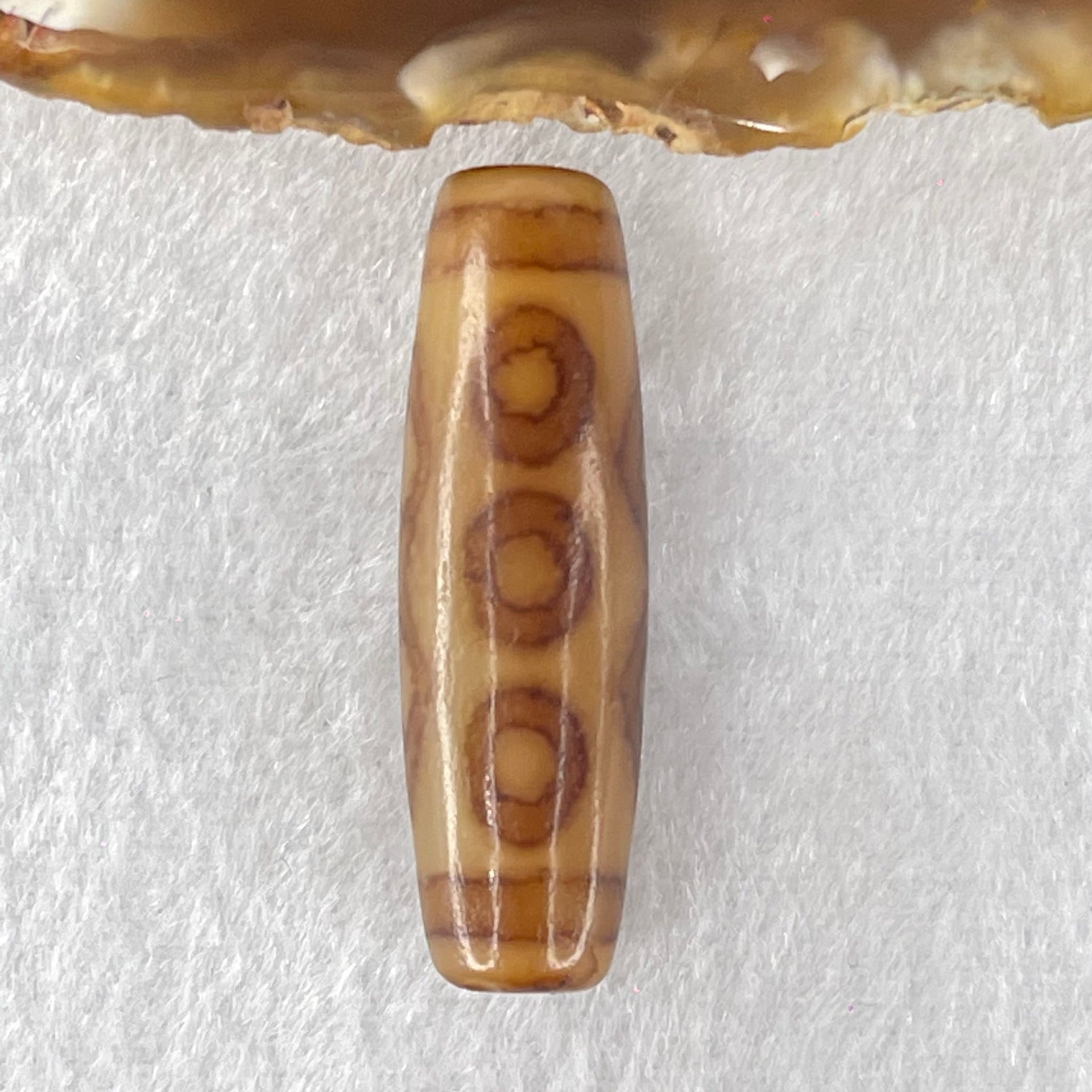 Natural Powerful Tibetan Old Oily Agate 6 Eye with 4 Eye Vajra Dzi Bead Heavenly Master (Tian Zhu) 六眼加四眼金刚杵天诛 8.27g 38.8 by 11.8mm - Huangs Jadeite and Jewelry Pte Ltd