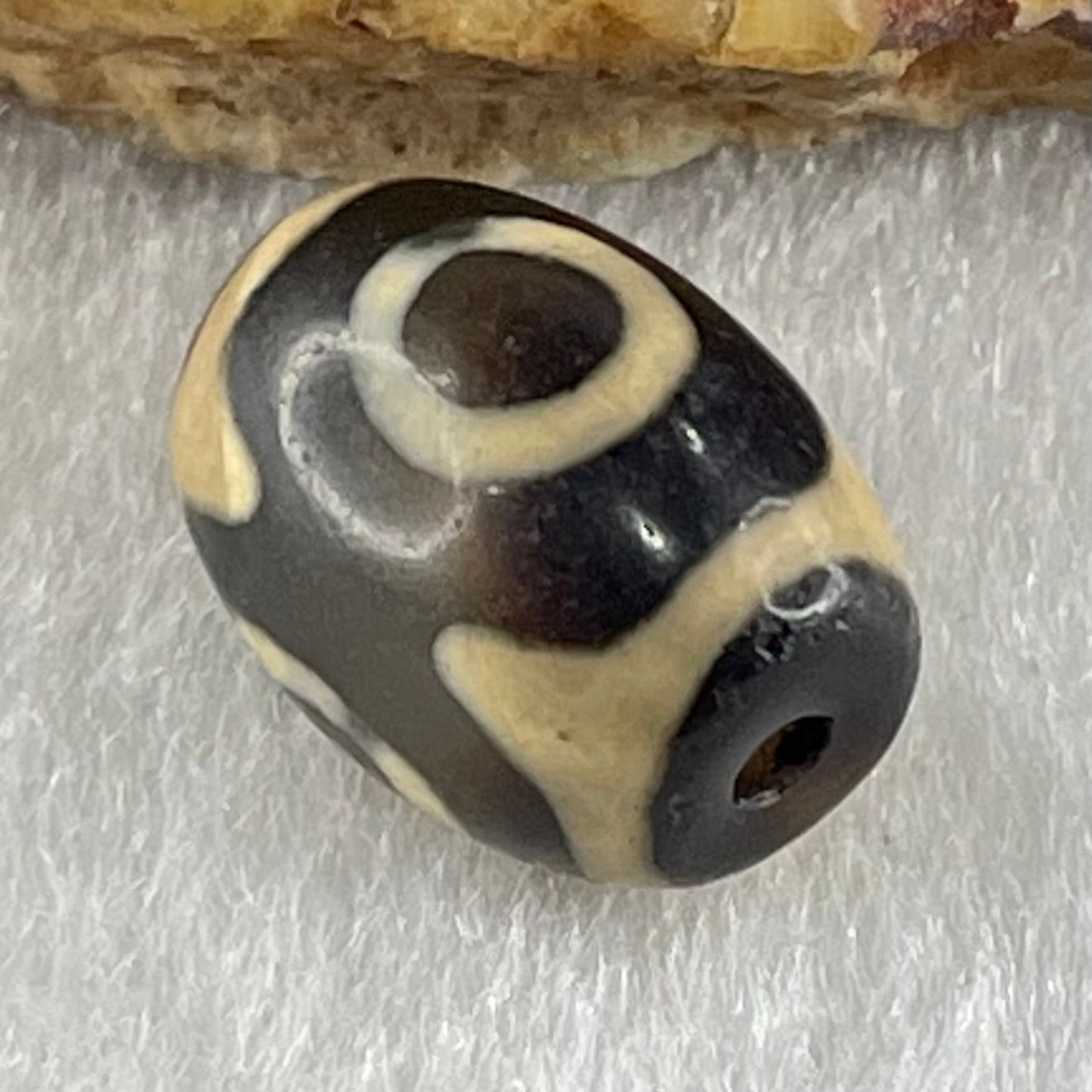 Natural Powerful Tibetan Old Oily Agate 3 Eyes Dzi Bead Heavenly Master (Tian Zhu) 三眼天诛 2.11g 13.4 by 10.1mm - Huangs Jadeite and Jewelry Pte Ltd