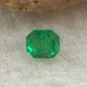 Natural Colombia Vivid Green Emerald (Beryl) Cut-Cornered Square Step cut 0.41ct 4.1 by 4.1 by 3.6mm - Huangs Jadeite and Jewelry Pte Ltd