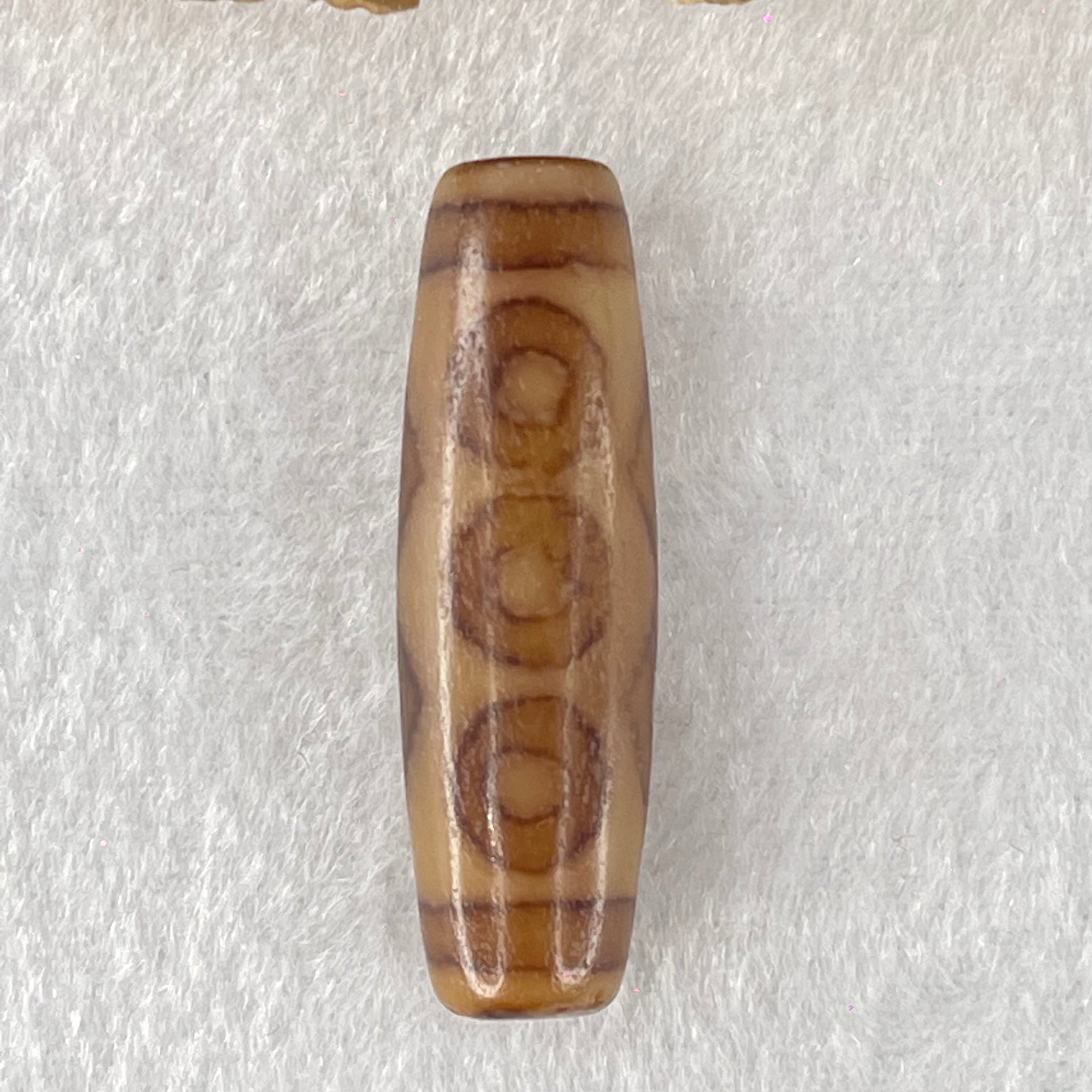 Natural Powerful Tibetan Old Oily Agate 6 Eye with 4 Eye Vajra Dzi Bead Heavenly Master (Tian Zhu) 六眼加四眼金刚杵天诛 8.27g 38.8 by 11.8mm - Huangs Jadeite and Jewelry Pte Ltd