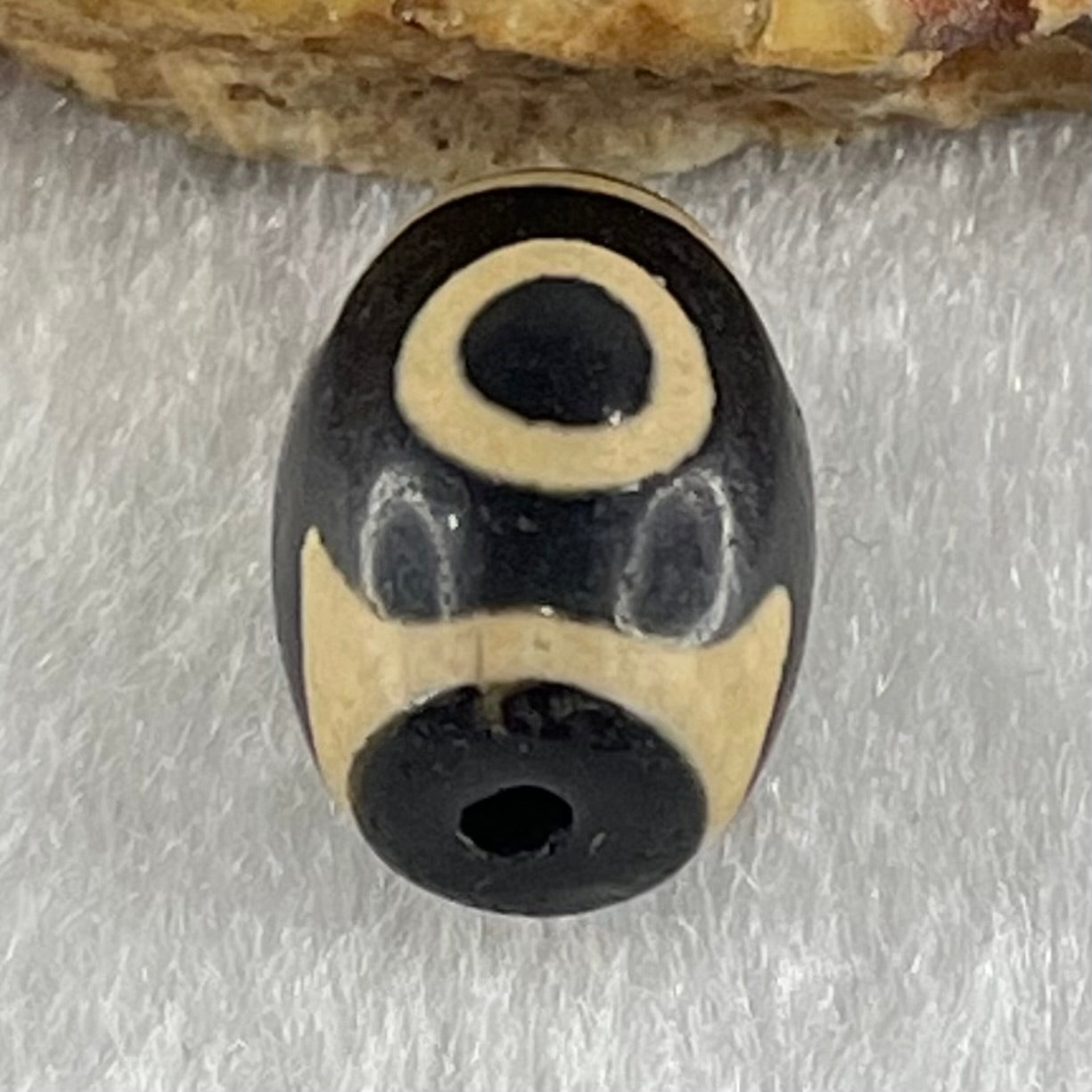 Natural Powerful Tibetan Old Oily Agate 3 Eyes Dzi Bead Heavenly Master (Tian Zhu) 三眼天诛 1.96g 13.8 by 10.0mm - Huangs Jadeite and Jewelry Pte Ltd