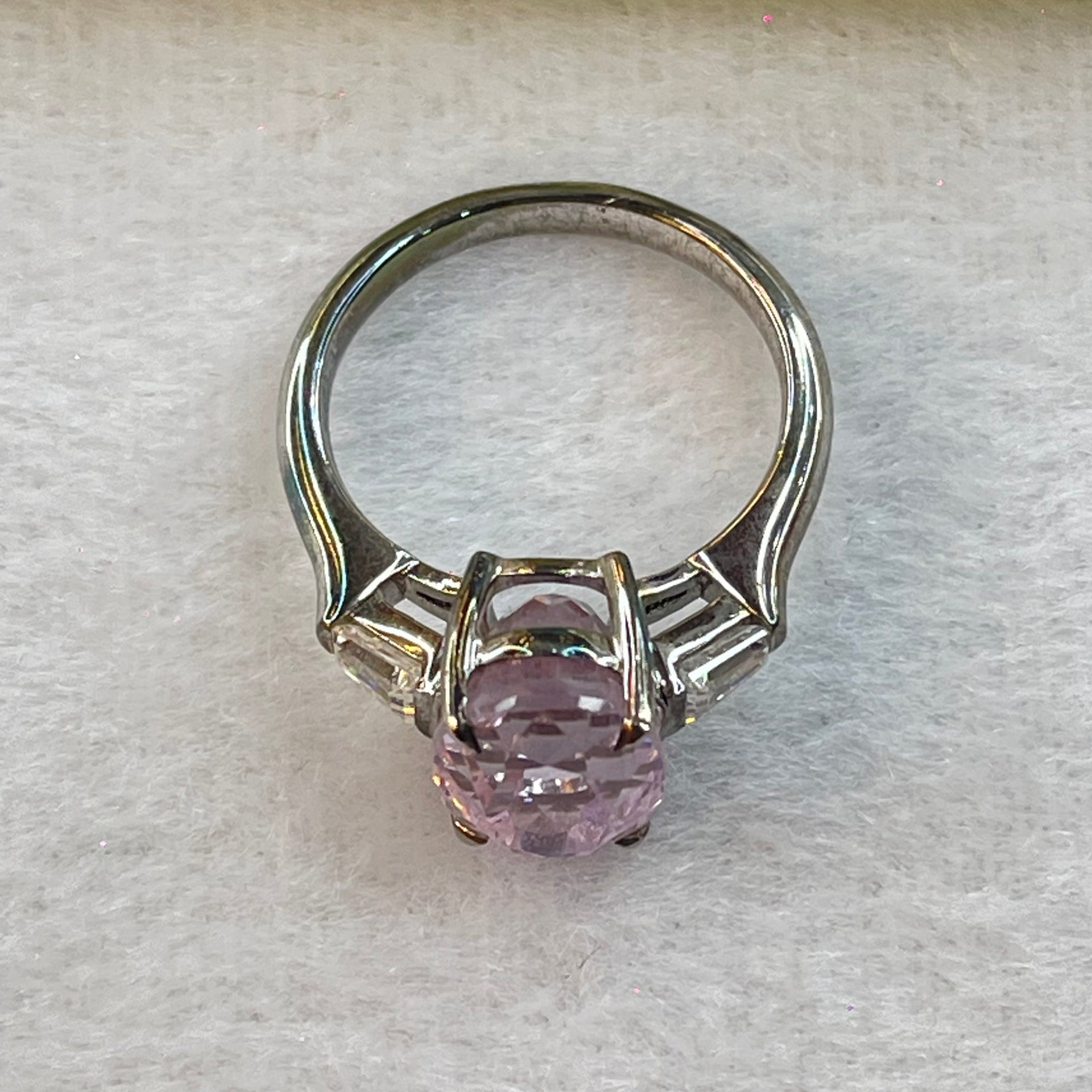 Natural Amethyst with Crystals in S925 Sliver Ring (Adjustable Size) 4.15g 10.5 by 8.1 by 7.9mm - Huangs Jadeite and Jewelry Pte Ltd