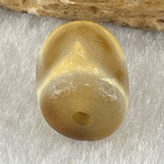 Natural Powerful Tibetan Old Oily Agate Tiger Tooth Daluo Dzi Bead Heavenly Master (Tian Zhu) 虎呀天诛 2.46g 13.4 by 10.7mm - Huangs Jadeite and Jewelry Pte Ltd