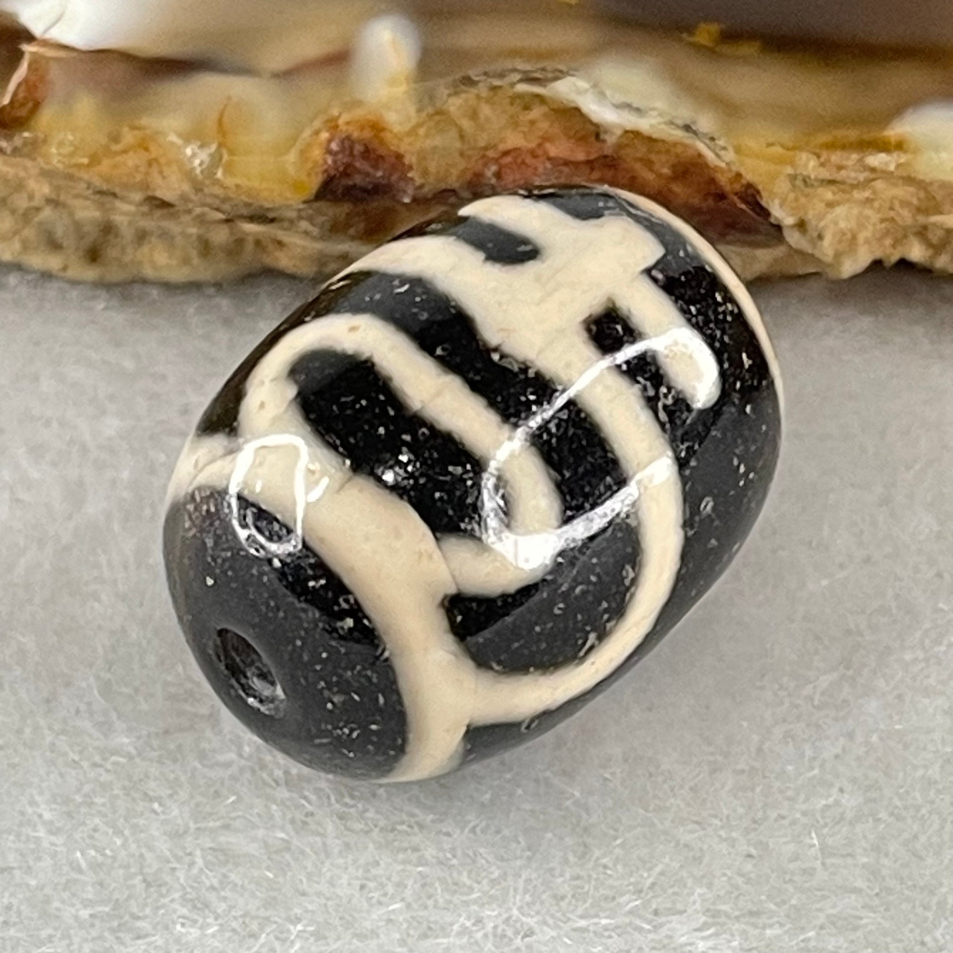 Natural Powerful Tibetan Old Oily Agate Double Nectar Vessel Dzi Bead Heavenly Master (Tian Zhu) 花蜜容器眼天珠 4.83g 17.7 by 13.3mm - Huangs Jadeite and Jewelry Pte Ltd