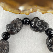 Medium Obsidian Pixiu 17.3 by 12.2 by 12.2mm 8pcs and 8 Beads 8.4mm Bracelet 34.11g 16cm - Huangs Jadeite and Jewelry Pte Ltd