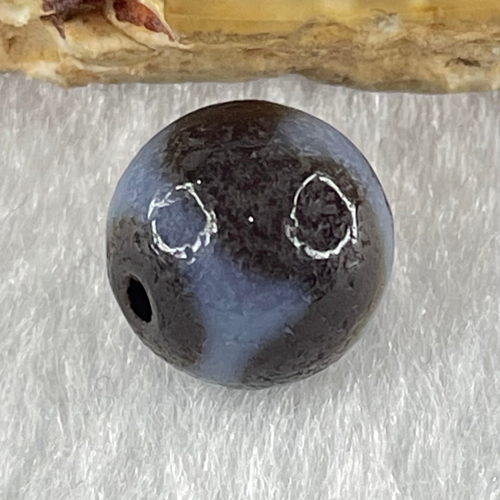 Natural Powerful Tibetan Old Oily Agate Tiger Tooth Daluo Dzi Bead Heavenly Master (Tian Zhu) 虎呀天诛 1.45g 9.8 by 10.3mm - Huangs Jadeite and Jewelry Pte Ltd