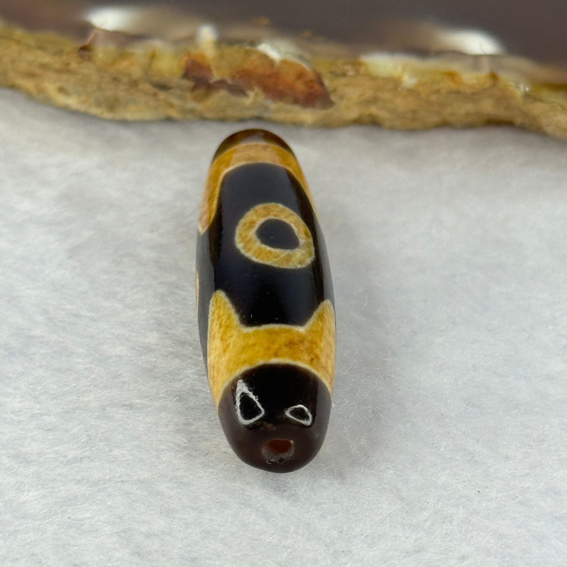Natural Powerful Tibetan Old Oily Agate 3 Eyes Dzi Bead Heavenly Master (Tian Zhu) 三眼天诛 7.02g 37.7 by 11.3mm - Huangs Jadeite and Jewelry Pte Ltd