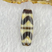Natural Powerful Tibetan Old Oily Dark Brown White Yellow Agate Double Tiger Tooth Daluo Dzi Bead Heavenly Master (Tian Zhu) 双虎呀天诛 9.79g 37.6 by 13.0mm - Huangs Jadeite and Jewelry Pte Ltd
