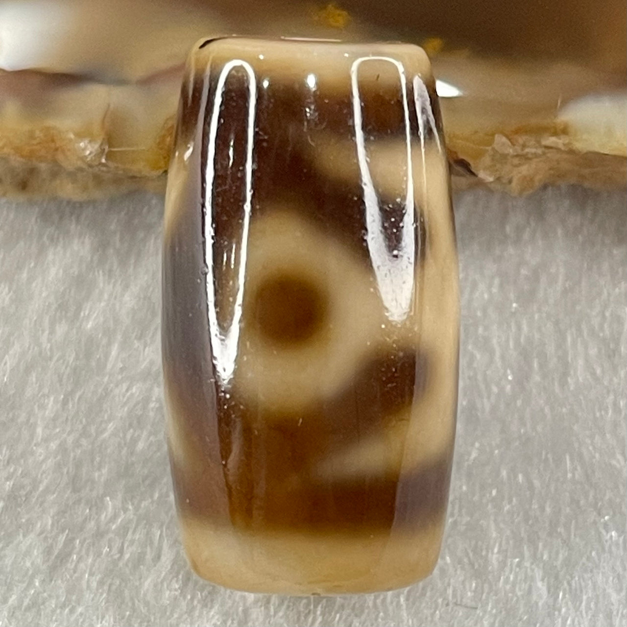 Natural Powerful Tibetan Old Oily Agate Patina Guiren Tairen Human Dzi Bead Totem Amulet Heavenly Master (Tian Zhu) 贵人天诛 5.12g 21.4 by 11.8mm - Huangs Jadeite and Jewelry Pte Ltd