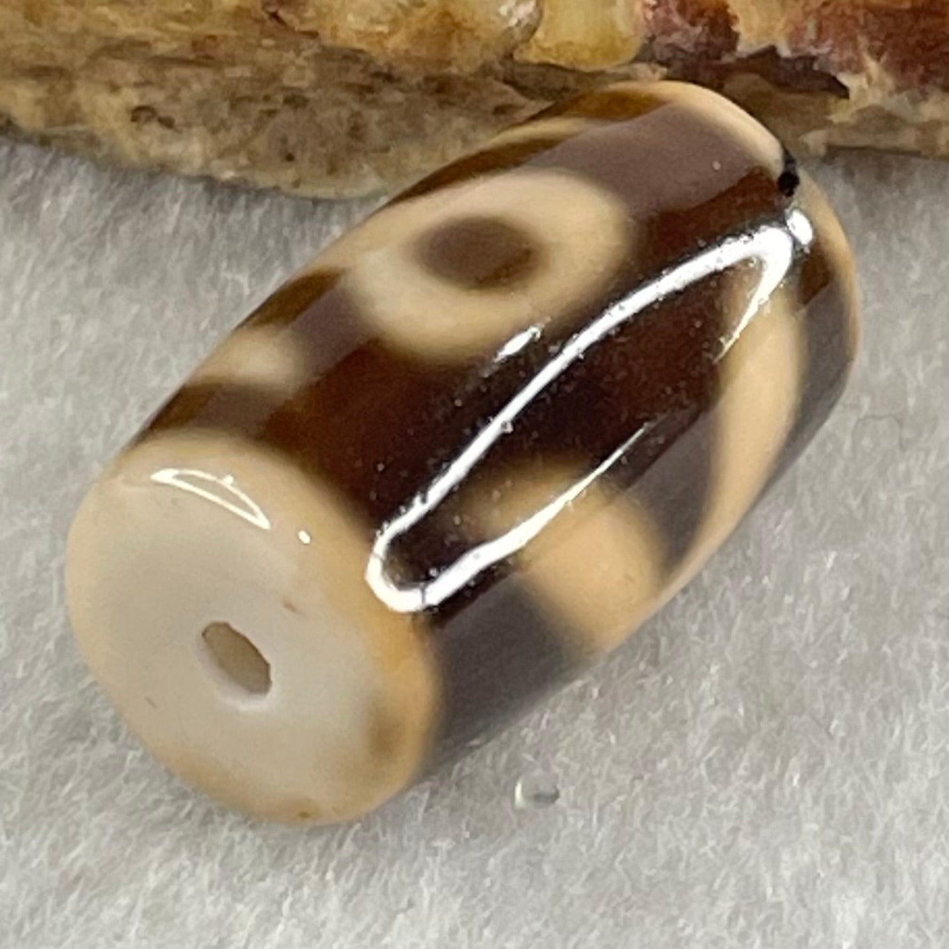 Natural Powerful Tibetan Old Oily Agate Patina Guiren Tairen Human Dzi Bead Totem Amulet Heavenly Master (Tian Zhu) 贵人天诛 4.77g 19.7 by 11.8mm - Huangs Jadeite and Jewelry Pte Ltd