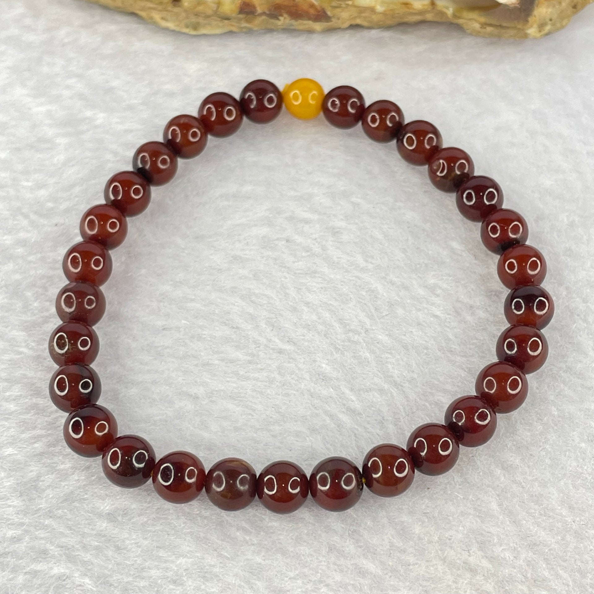 Natural Cherry Amber Beads Bracelet 天然琥珀手链 4.10g 6.3mm 29 + 1 Butterscotch Amber Bead - Huangs Jadeite and Jewelry Pte Ltd