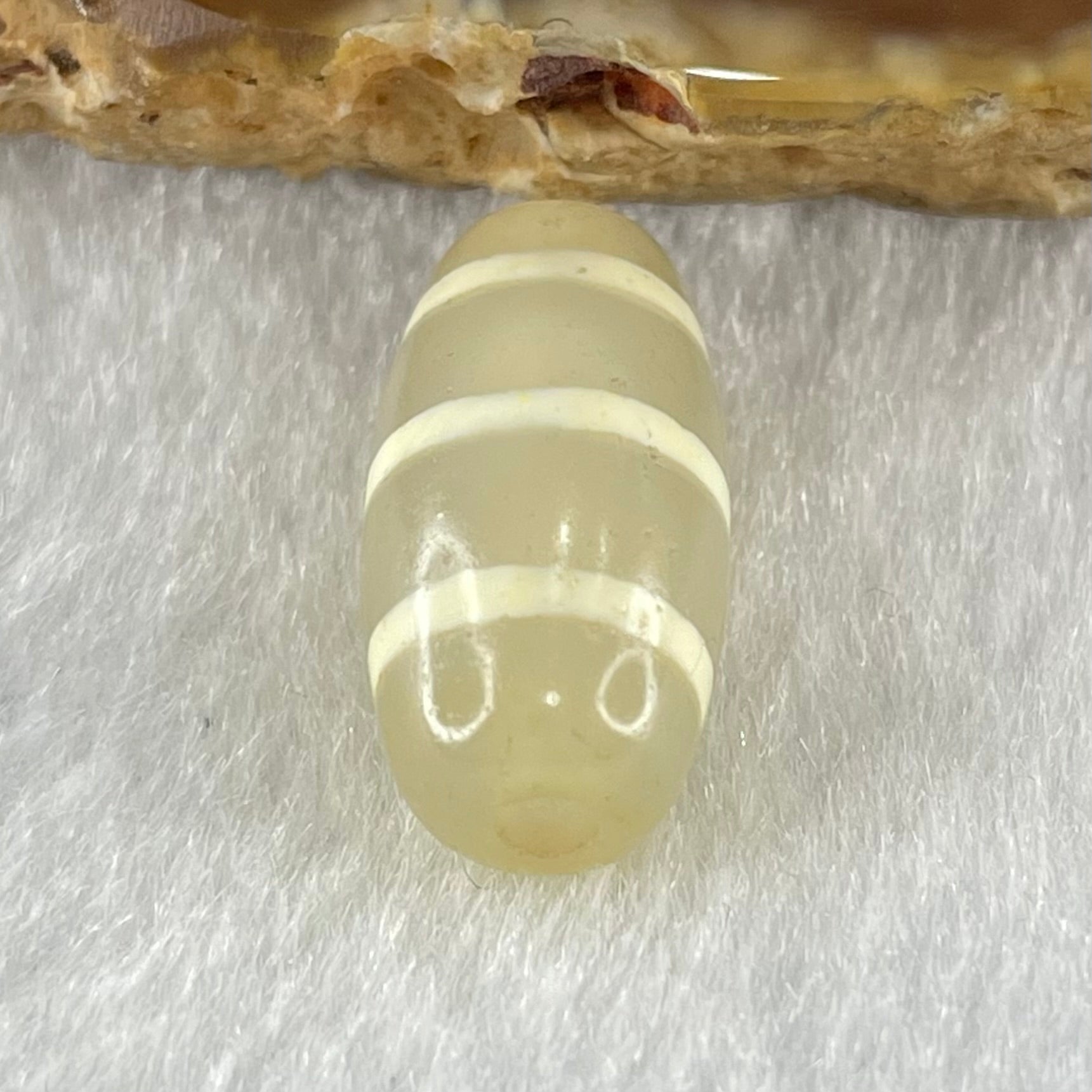 Natural Powerful Tibetan Old Oily Agate 3-Lines Dzi Bead Heavenly Master (Tian Zhu) 三行天诛 2.56g 19.9 by 9.6mm - Huangs Jadeite and Jewelry Pte Ltd