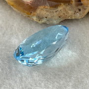 Natural Sky Blue Topaz Oval Shape 15.89ct 18.0 by 12.4 by 8.1mm - Huangs Jadeite and Jewelry Pte Ltd
