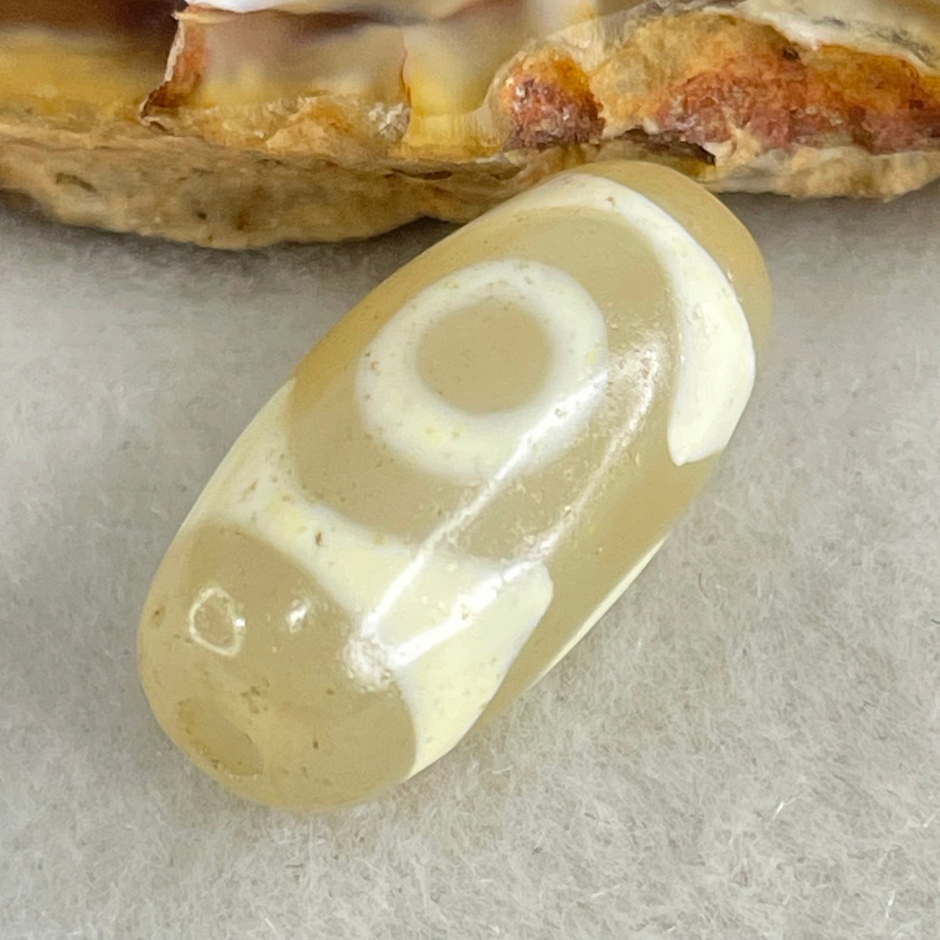 Natural Powerful Tibetan Old Oily Agate 3 Eyes Dzi Bead Heavenly Master (Tian Zhu) 三眼天诛 2.95g 20.1 by 10.2mm - Huangs Jadeite and Jewelry Pte Ltd
