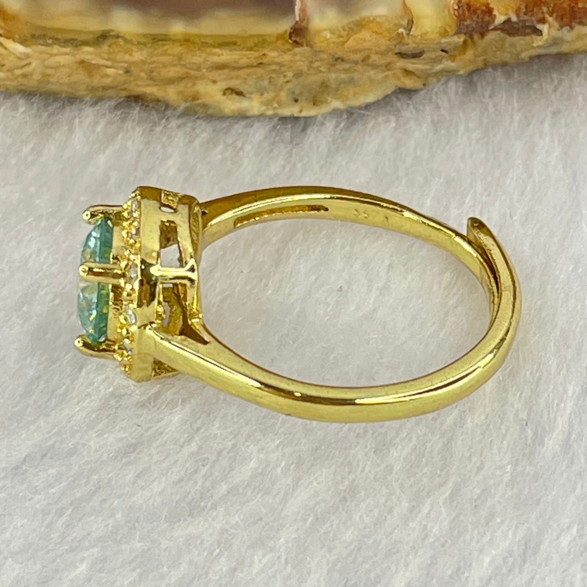 Green and Colourless Cubic Zirconia with Crystals in S925 Sliver Gold Color Ring (Adjustable Size) 1.91g 6.5 by 3.2mm - Huangs Jadeite and Jewelry Pte Ltd