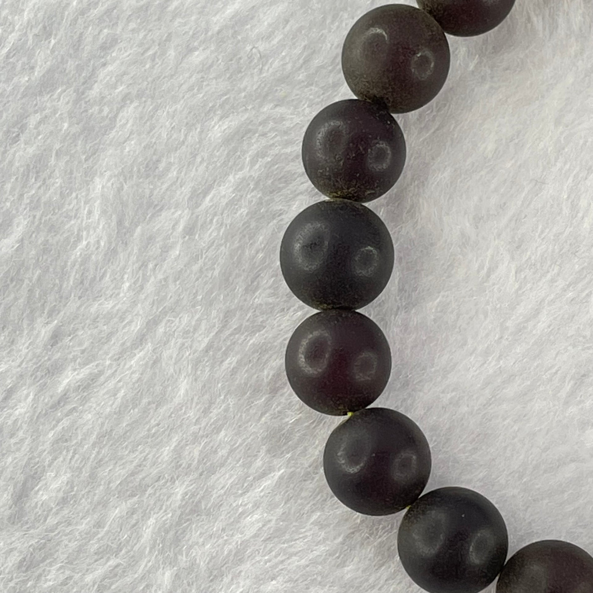 Natural Iron Blood King Amber Beads Bracelet 天然铁血王琥珀手链 9.29g 17cm 9.7mm 22 Beads - Huangs Jadeite and Jewelry Pte Ltd