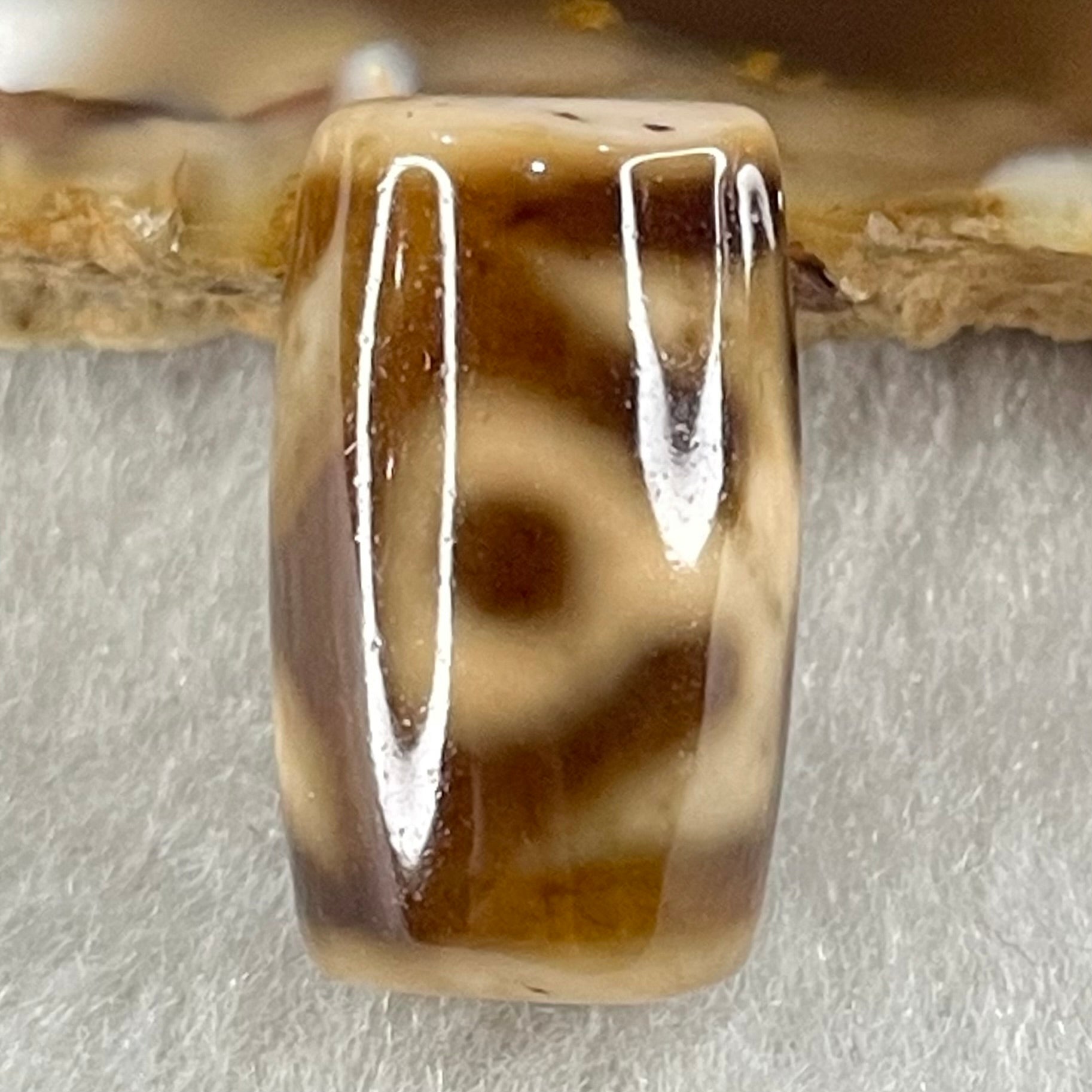Natural Powerful Tibetan Old Oily Agate Patina Guiren Tairen Human Dzi Bead Totem Amulet Heavenly Master (Tian Zhu) 贵人天诛 4.90g 19.5 by 11.8mm - Huangs Jadeite and Jewelry Pte Ltd