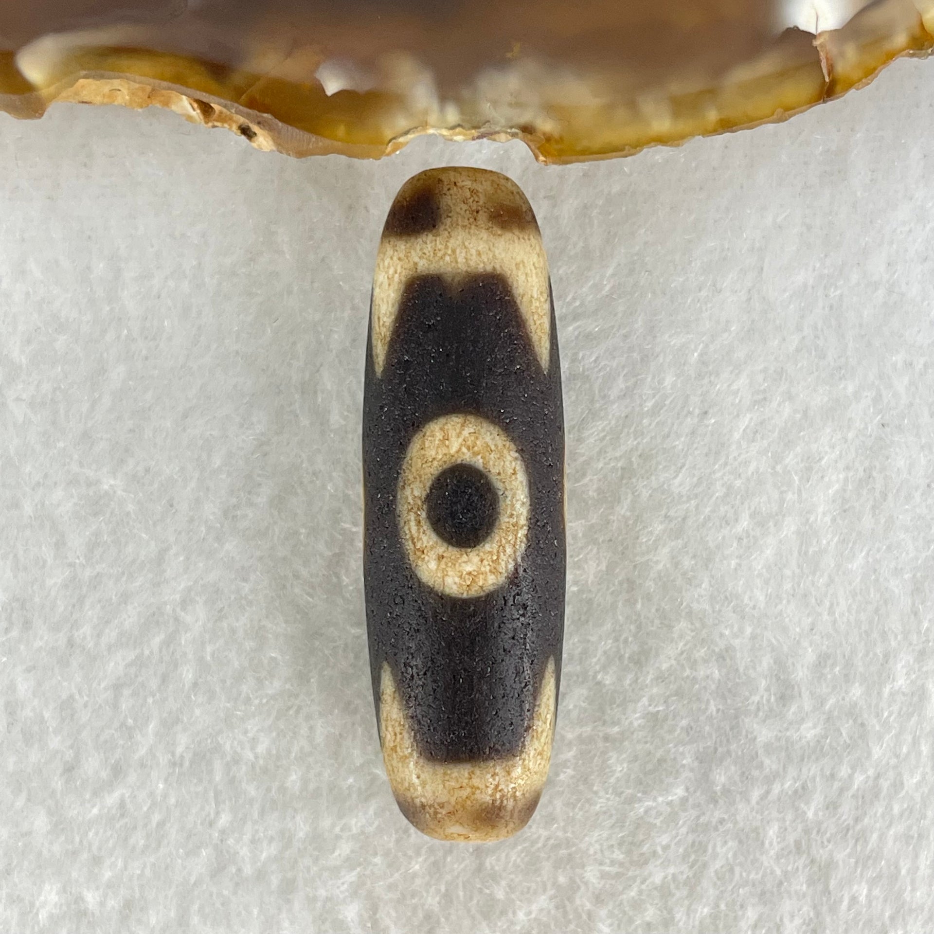 Natural Powerful Tibetan Old Oily Agate 3 Eyes Dzi Bead Heavenly Master (Tian Zhu) 三眼天诛 8.11g 38.3 by 11.9mm - Huangs Jadeite and Jewelry Pte Ltd