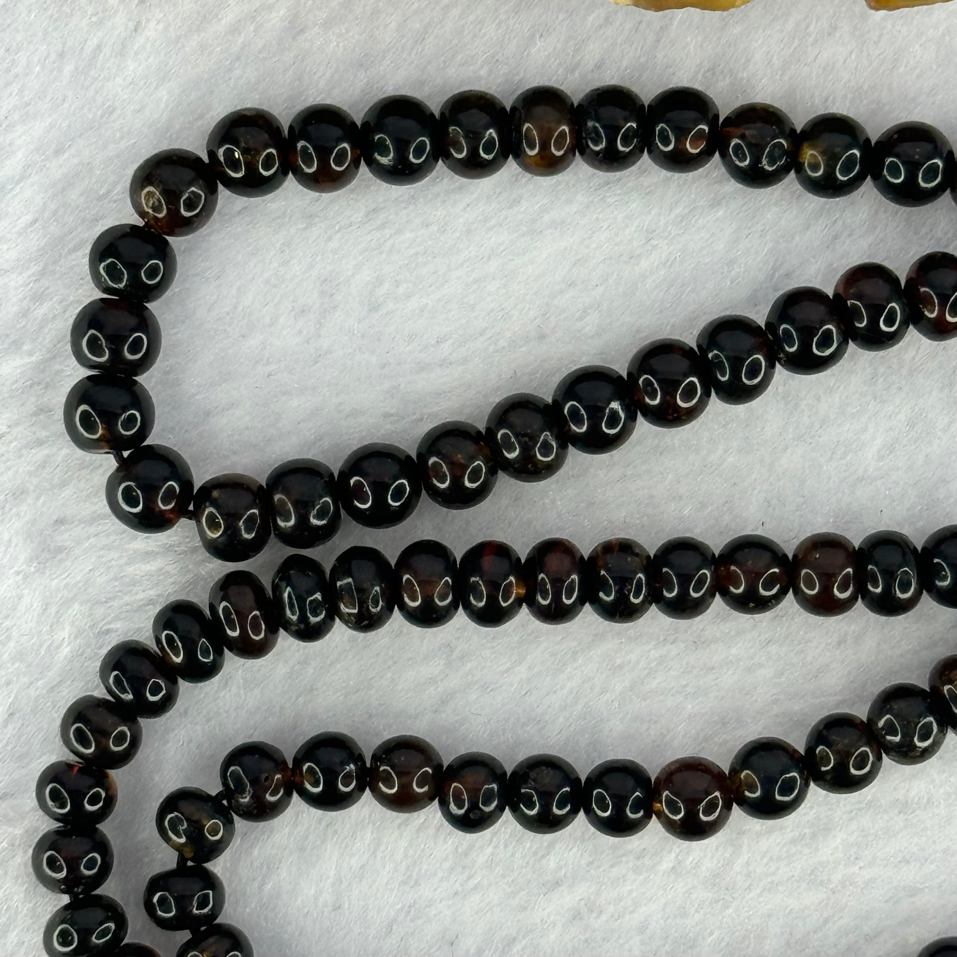 Natural Black Gold King Amber Beads Bracelet 天然黑金翁王琥珀手链 9.65g 50cm 5.0mm 118 Beads - Huangs Jadeite and Jewelry Pte Ltd