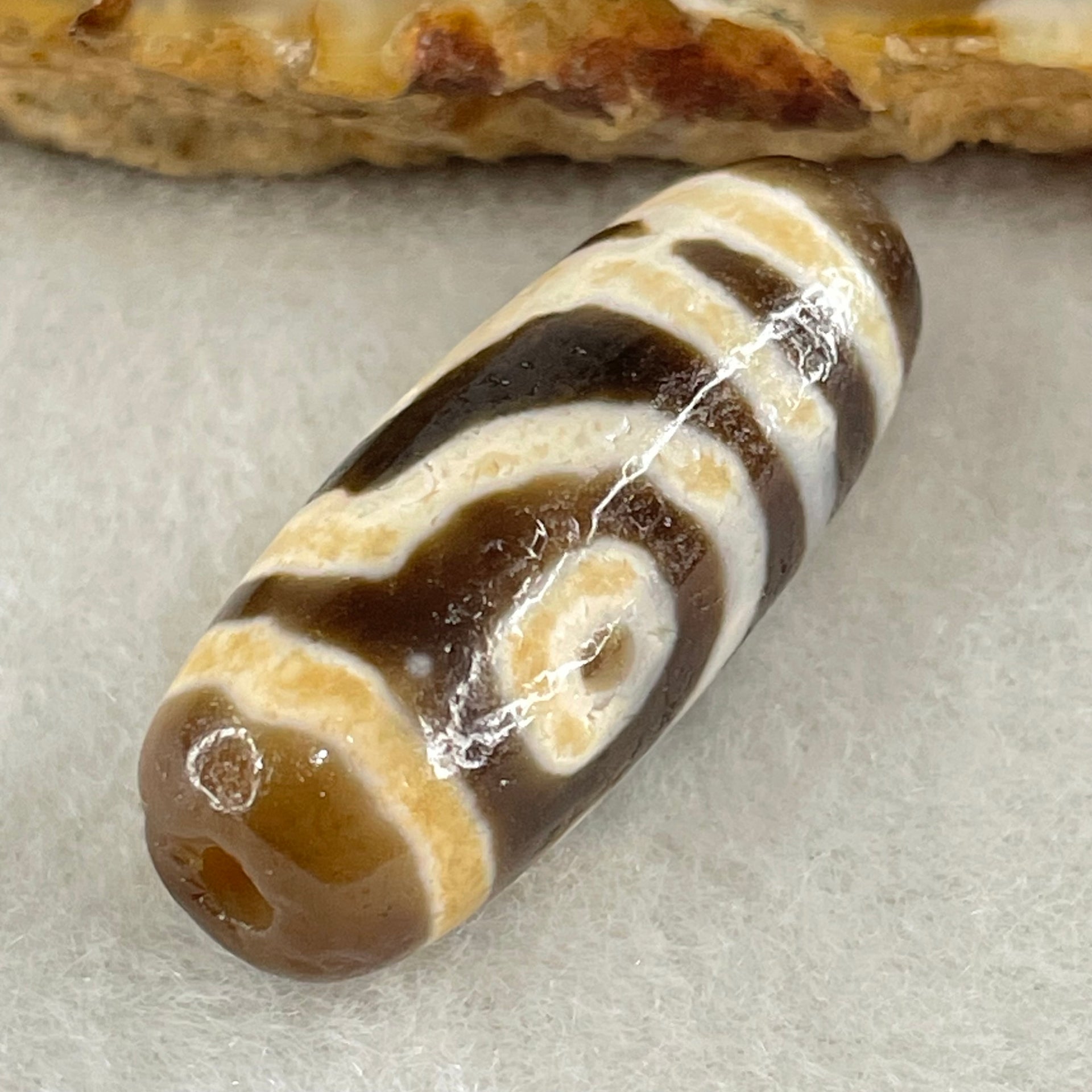 Natural Powerful Tibetan Old Oily Agate One Eye With Thousand Hand Guan Yin Dzi Bead Heavenly Master (Tian Zhu) 5.31g 28.2 by 11.2mm - Huangs Jadeite and Jewelry Pte Ltd