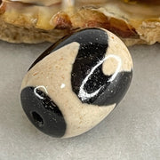 Natural Powerful Tibetan Old Oily Agate Tiger Tooth Daluo Dzi Bead Heavenly Master (Tian Zhu) 虎呀天诛 4.82g 17.7 by 13.2mm - Huangs Jadeite and Jewelry Pte Ltd