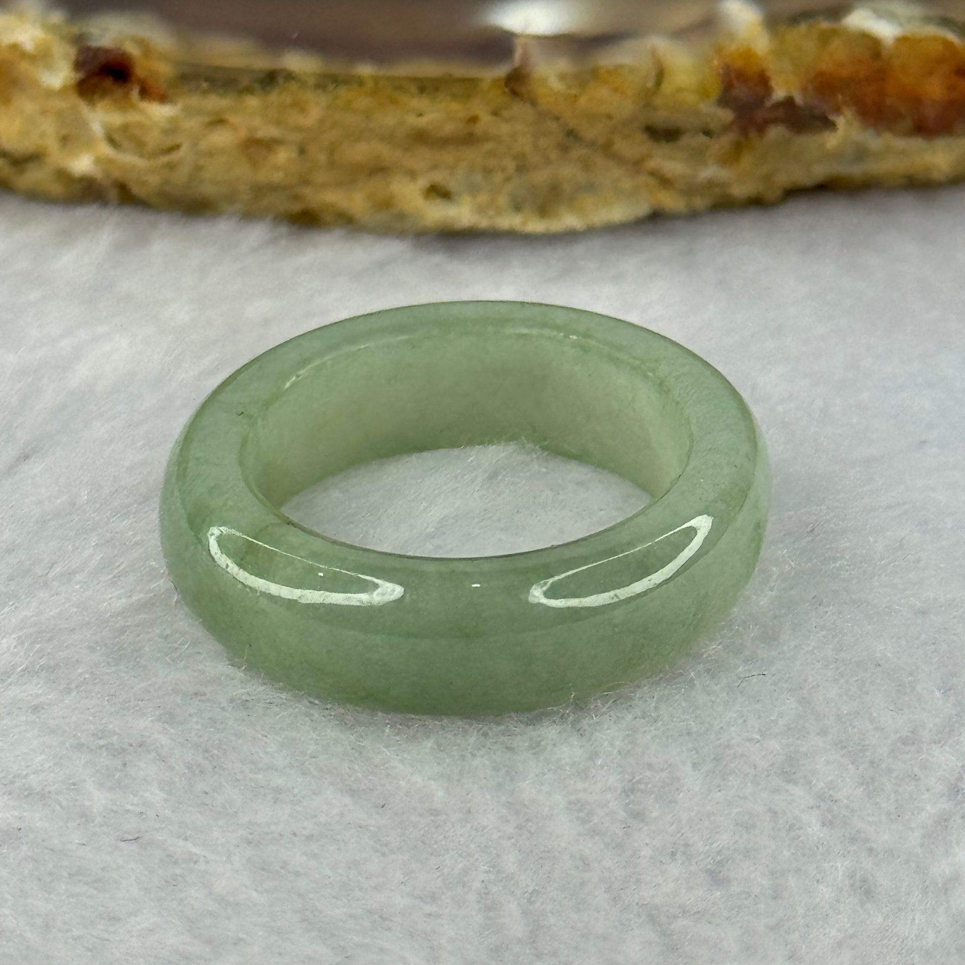 Type A Green Jadeite Ring 4.17g 6.5 by 3.5mm US7.1 HK15.5 (Very Slight External Rough) - Huangs Jadeite and Jewelry Pte Ltd