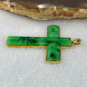 Type A Spicy Green Jade Jadeite Cross 18k Yellow Gold 4.09g 43.8 by 30.0 by 2.7mm - Huangs Jadeite and Jewelry Pte Ltd