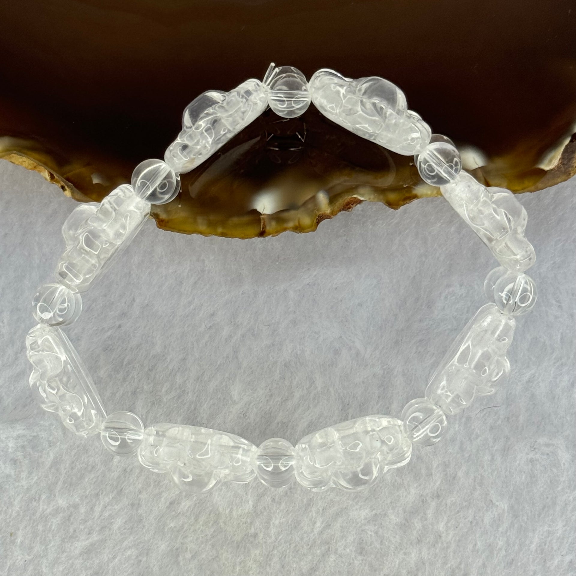 Natural Clear Quartz 9 Tail Fox Bracelet 39.45g 17cm 21.6 by 19.0 by 8.0mm 8pcs - Huangs Jadeite and Jewelry Pte Ltd