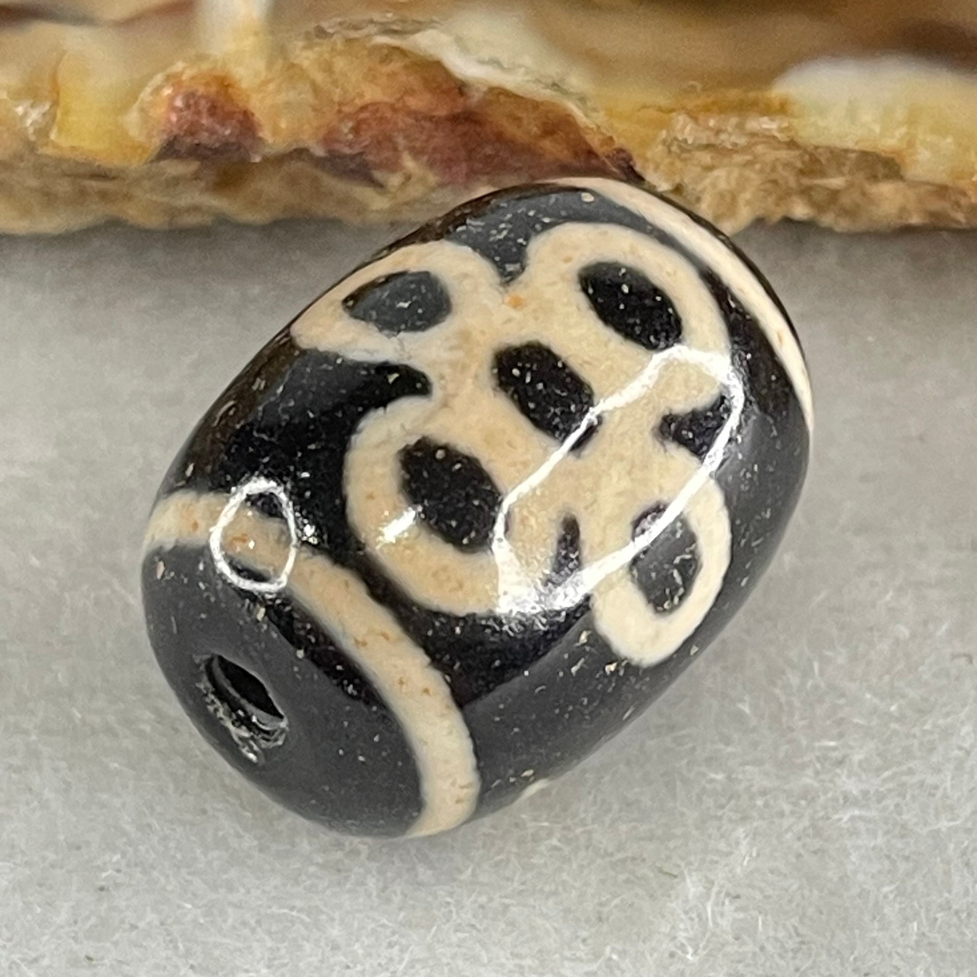 Natural Powerful Tibetan Old Oily Agate 5 Eyes Lightning Dzi Bead Heavenly Master (Tian Zhu) 五眼闪电天珠 4.76g 17.6 by 13.3mm - Huangs Jadeite and Jewelry Pte Ltd