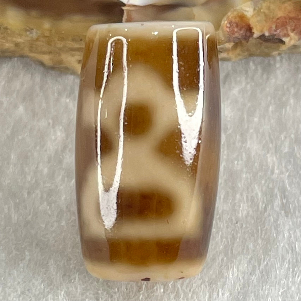 Natural Powerful Tibetan Old Oily Agate Double Cai Shen Dzi Bead Heavenly Master (Tian Zhu) 双财神长天珠 4.91g 20.4 by 11.8mm - Huangs Jadeite and Jewelry Pte Ltd